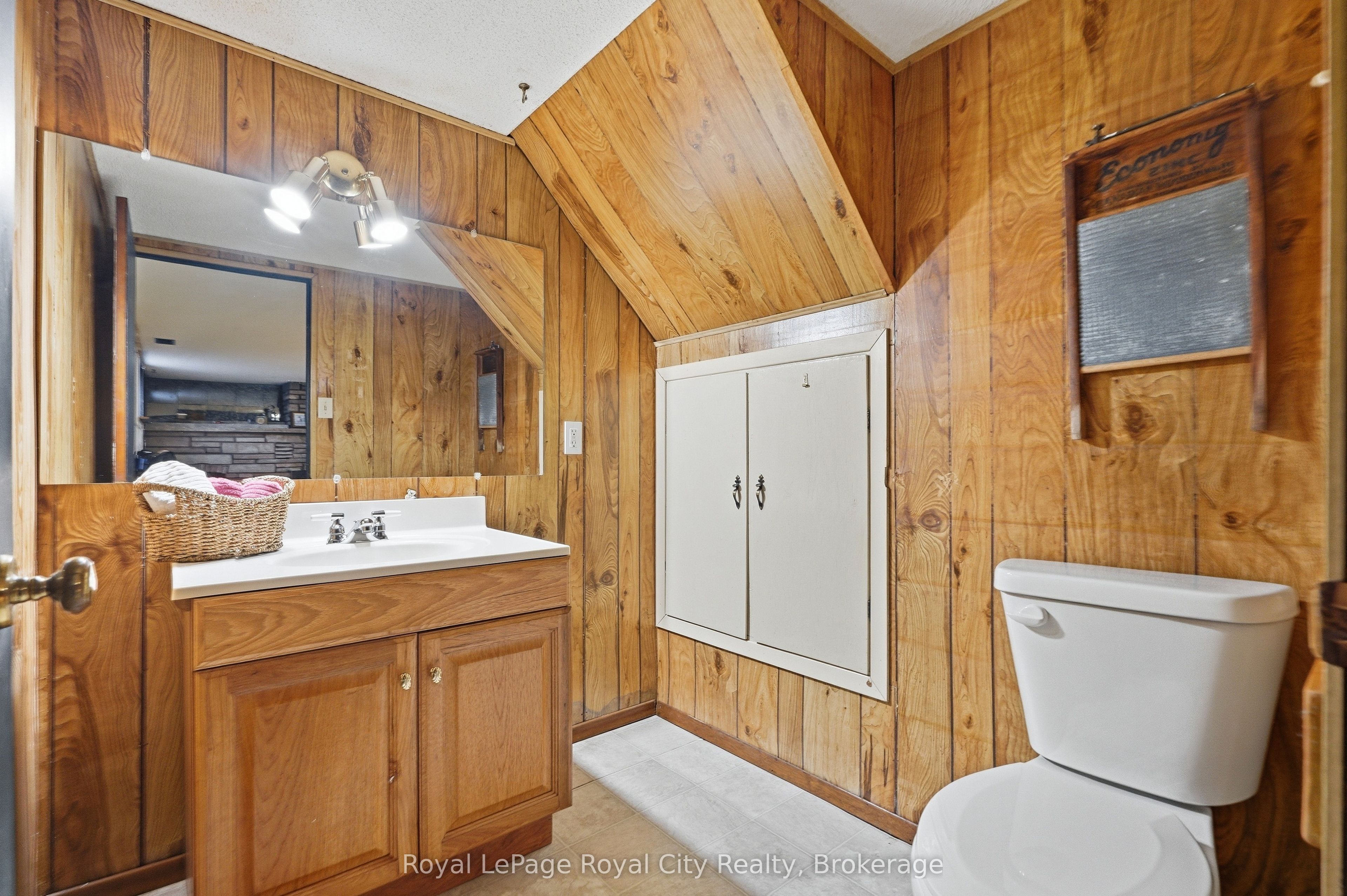 470 Dublin Street Property Photo 29