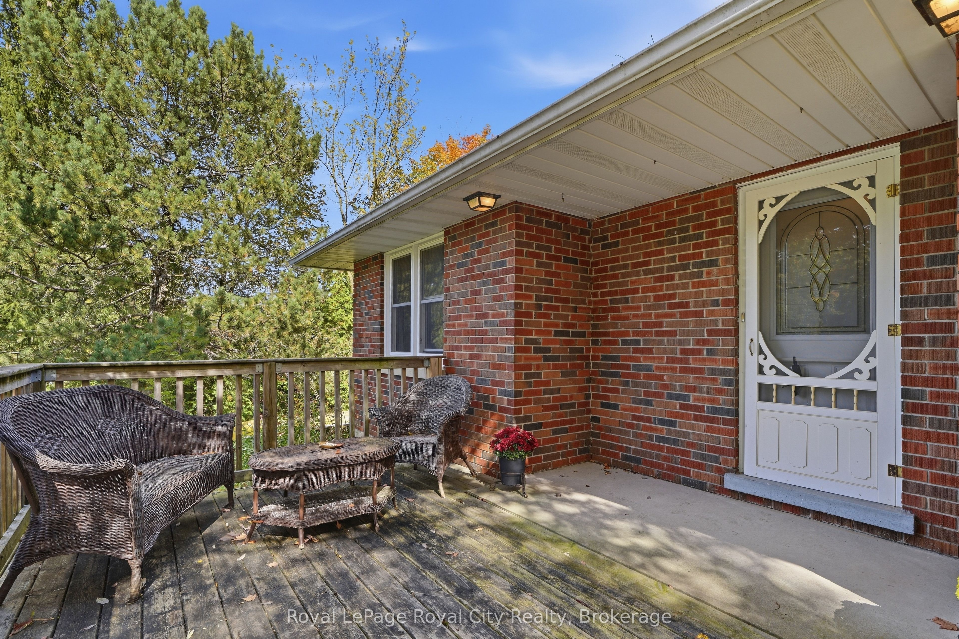 470 Dublin Street Property Photo 42