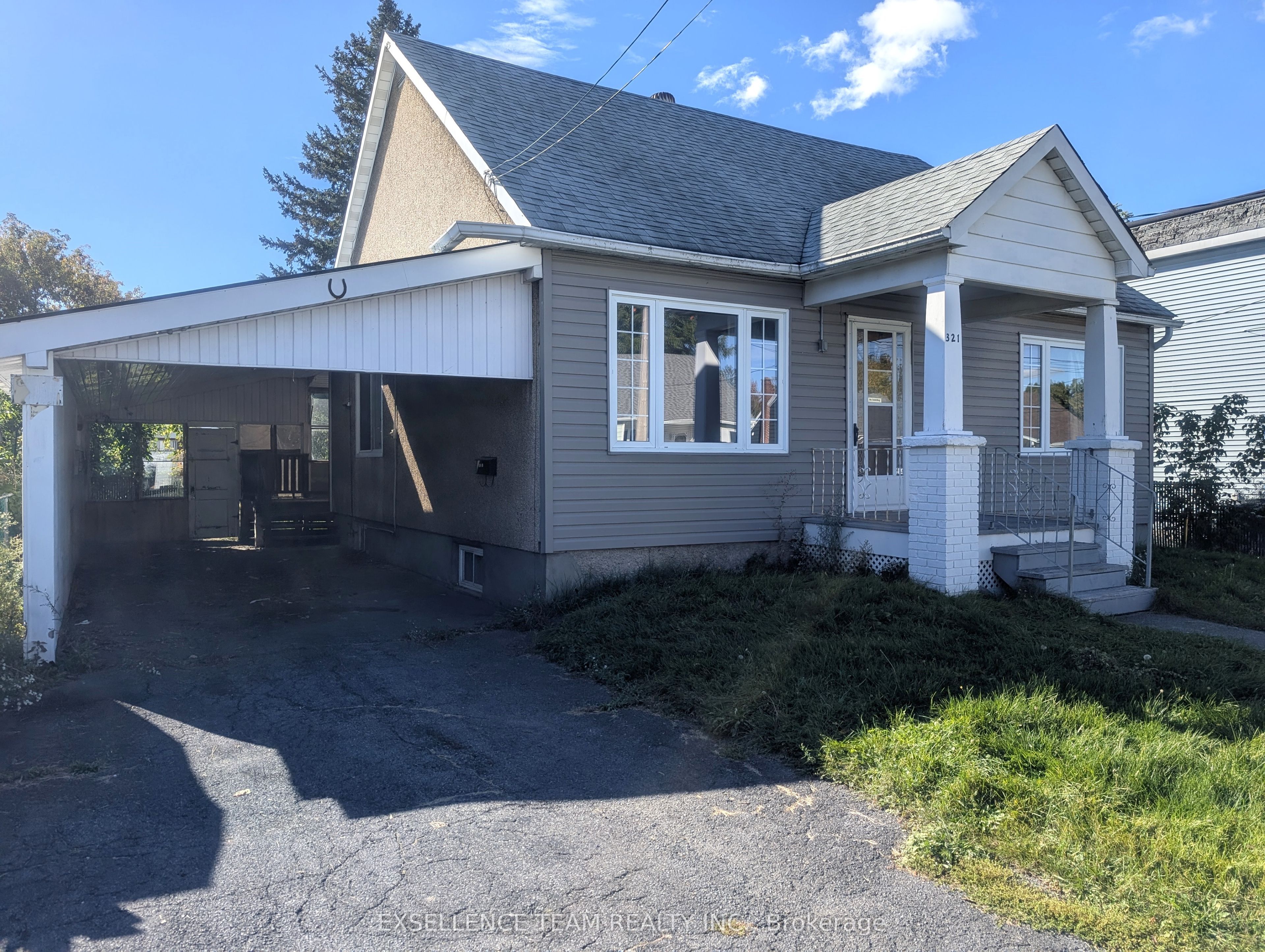 321 Mclean Avenue Property Photo 2