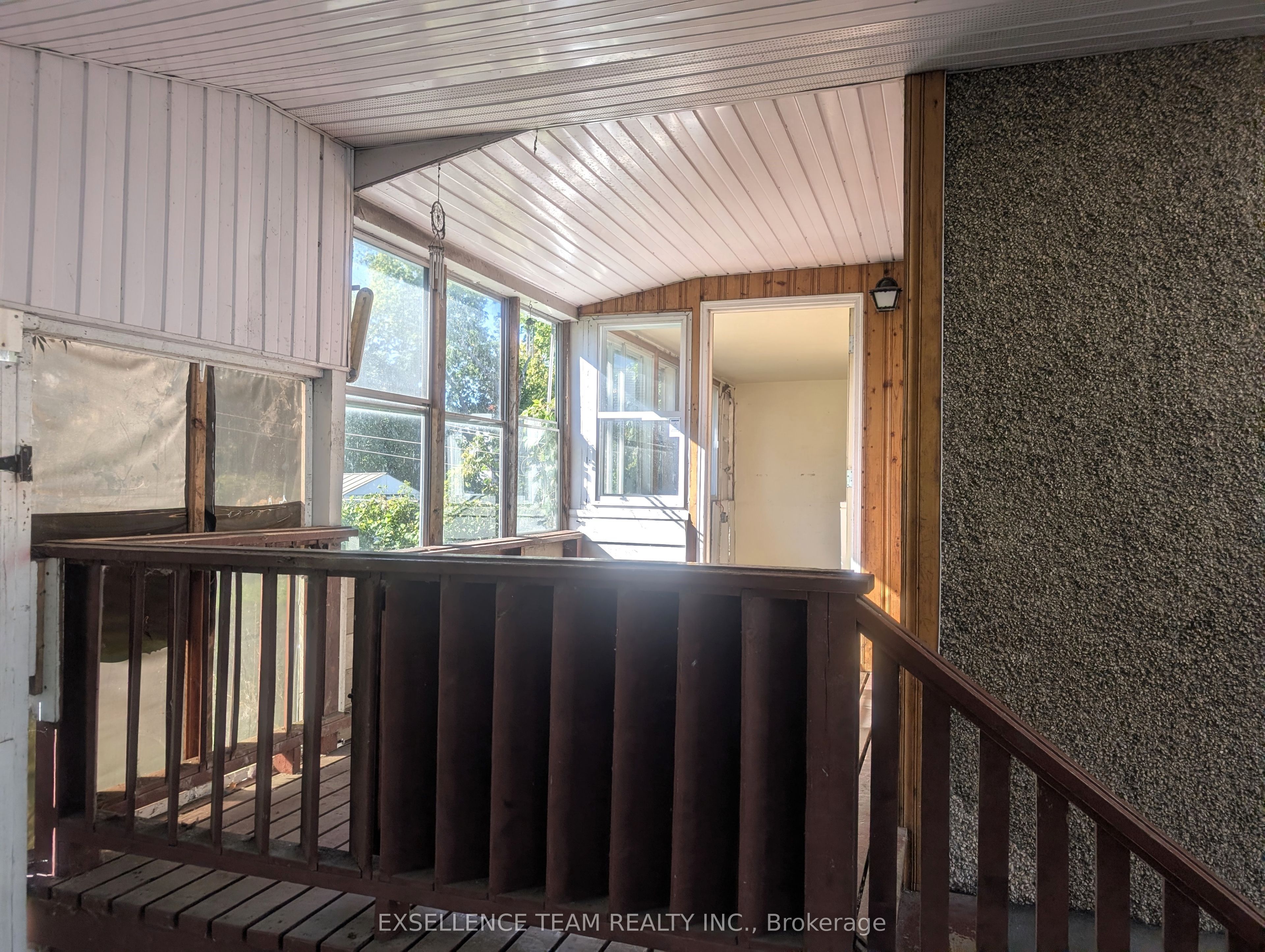 321 Mclean Avenue Property Photo 4