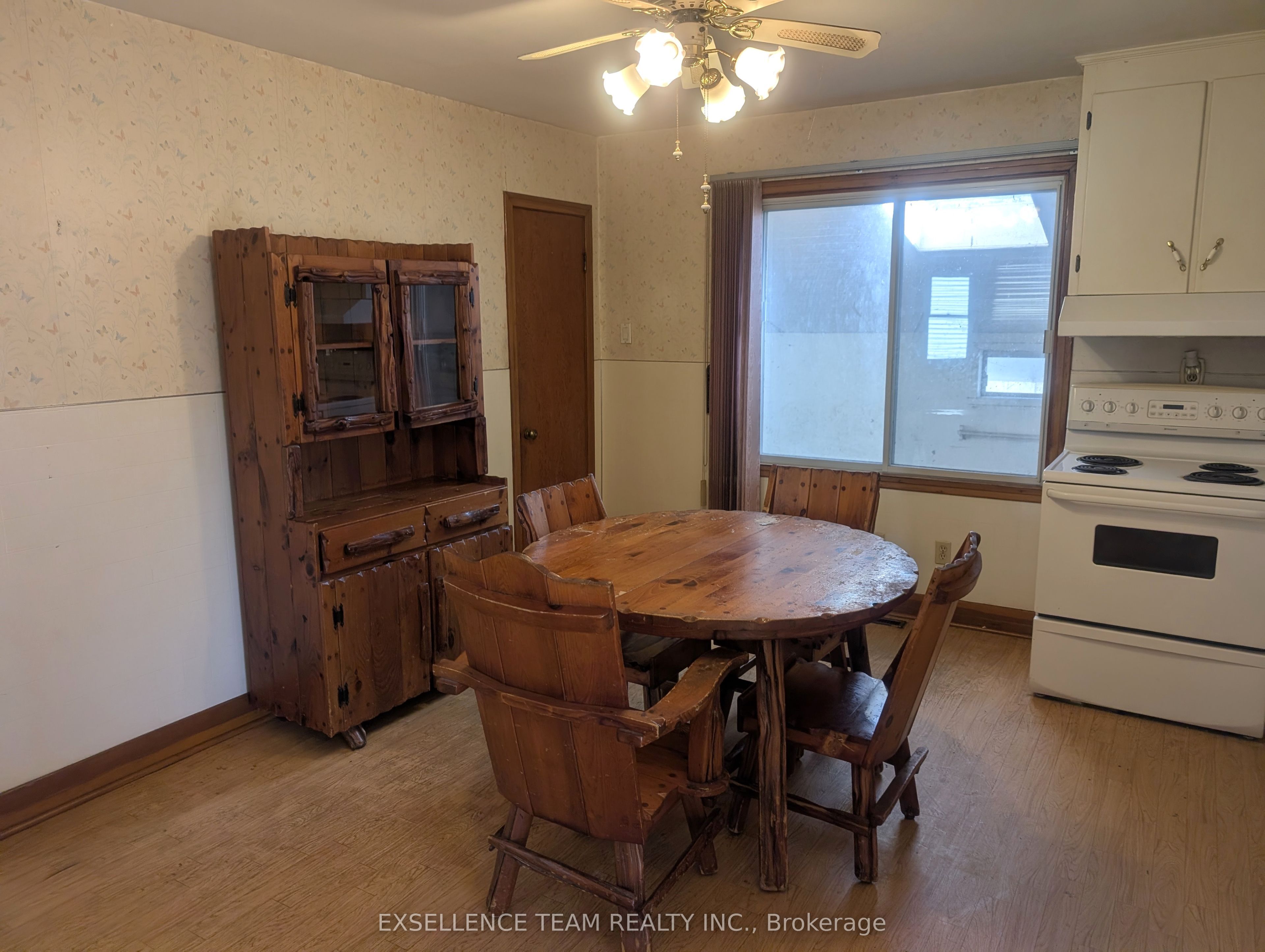 321 Mclean Avenue Property Photo 10