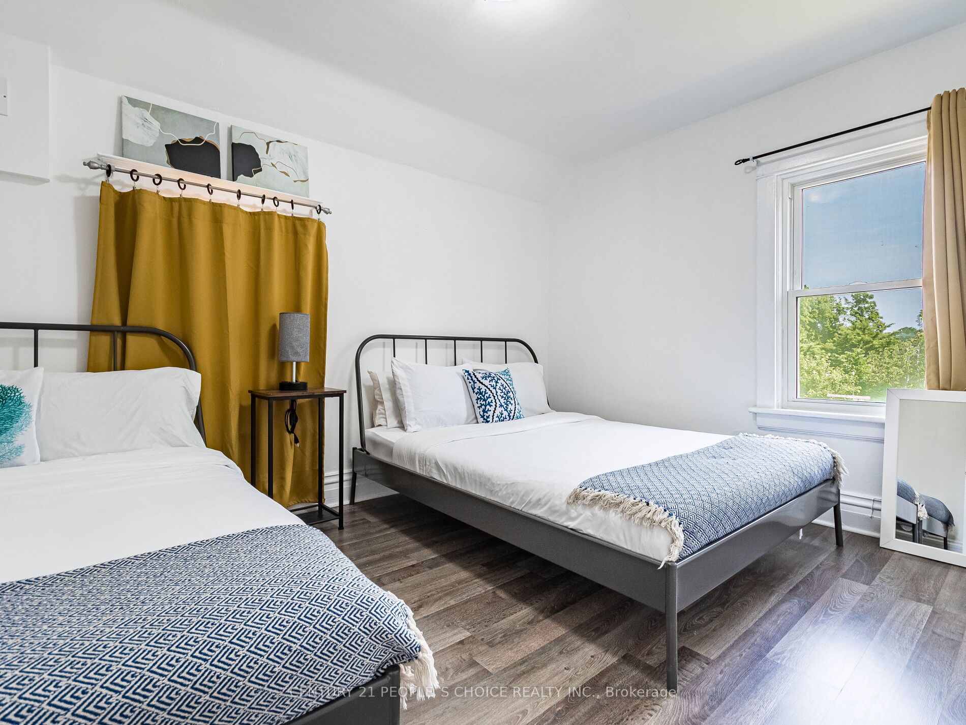 5001 Kitchener Street Property Photo 11