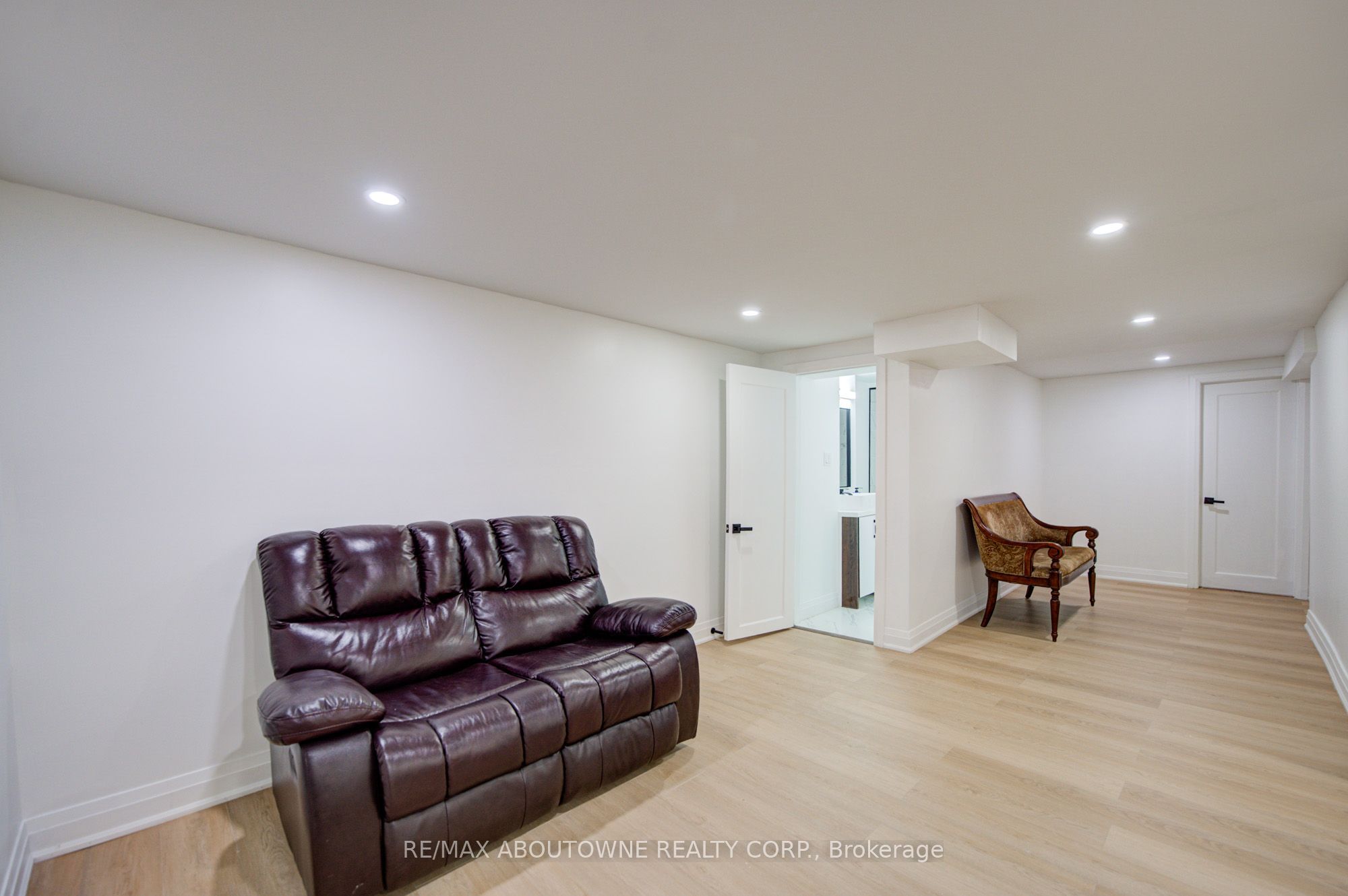 30 Dale Avenue Property Photo 36