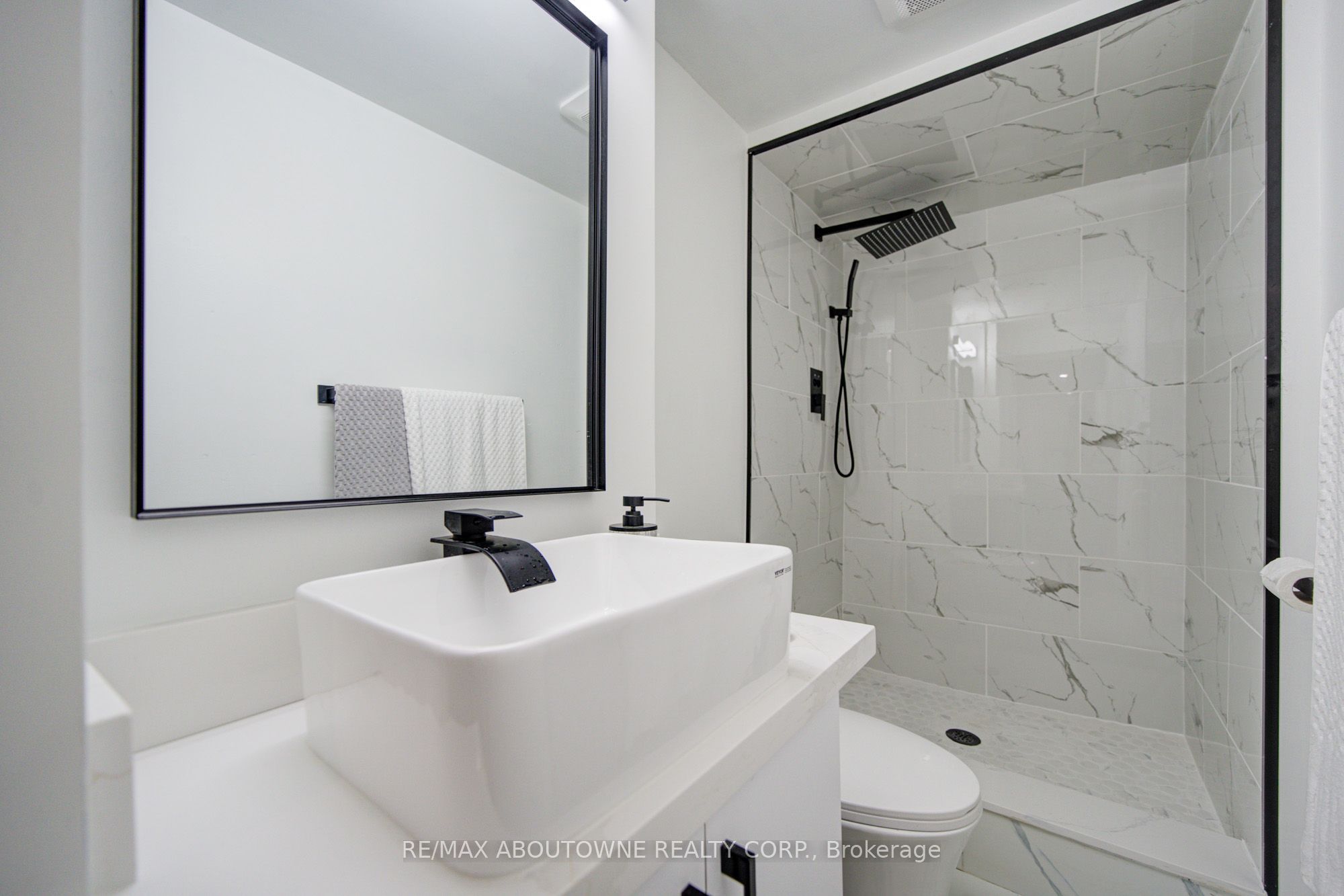 30 Dale Avenue Property Photo 41