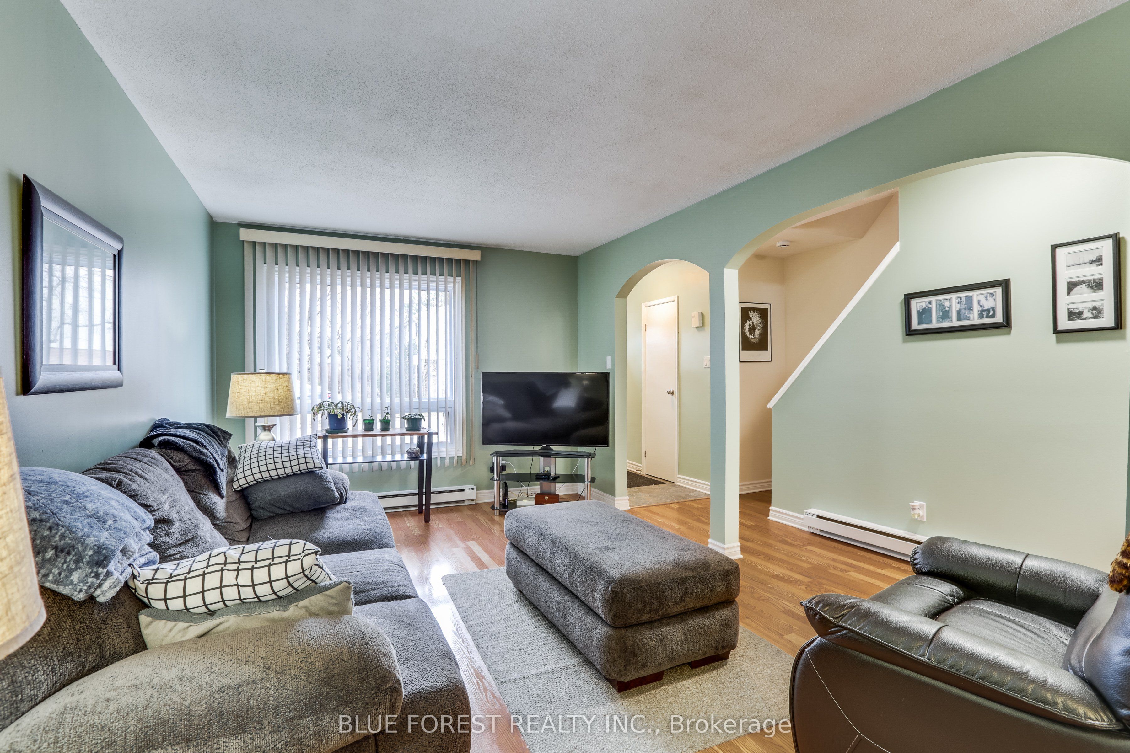 166 W Southdale Road W 54 Property Photo 7