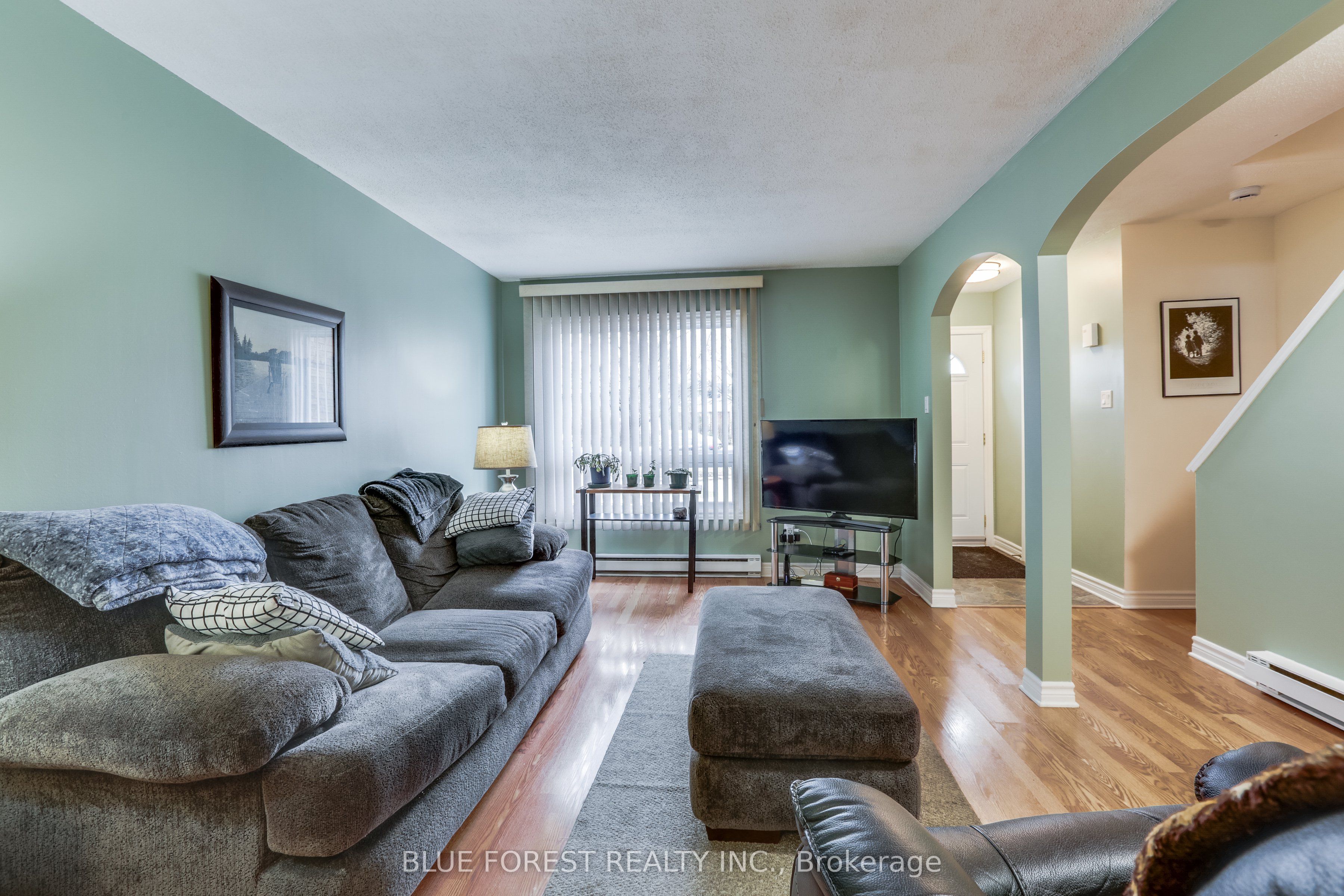 166 W Southdale Road W 54 Property Photo 8