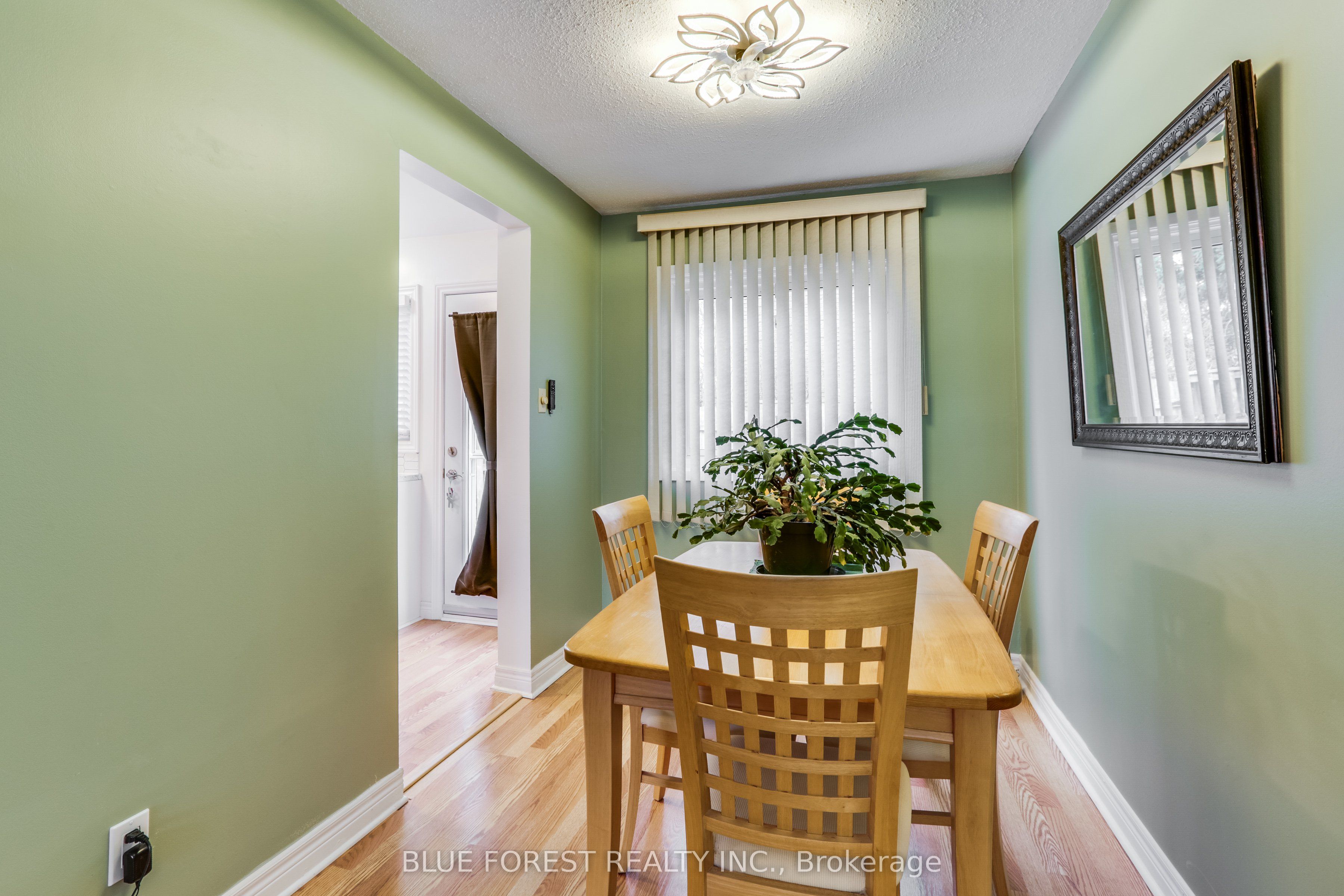 166 W Southdale Road W 54 Property Photo 10