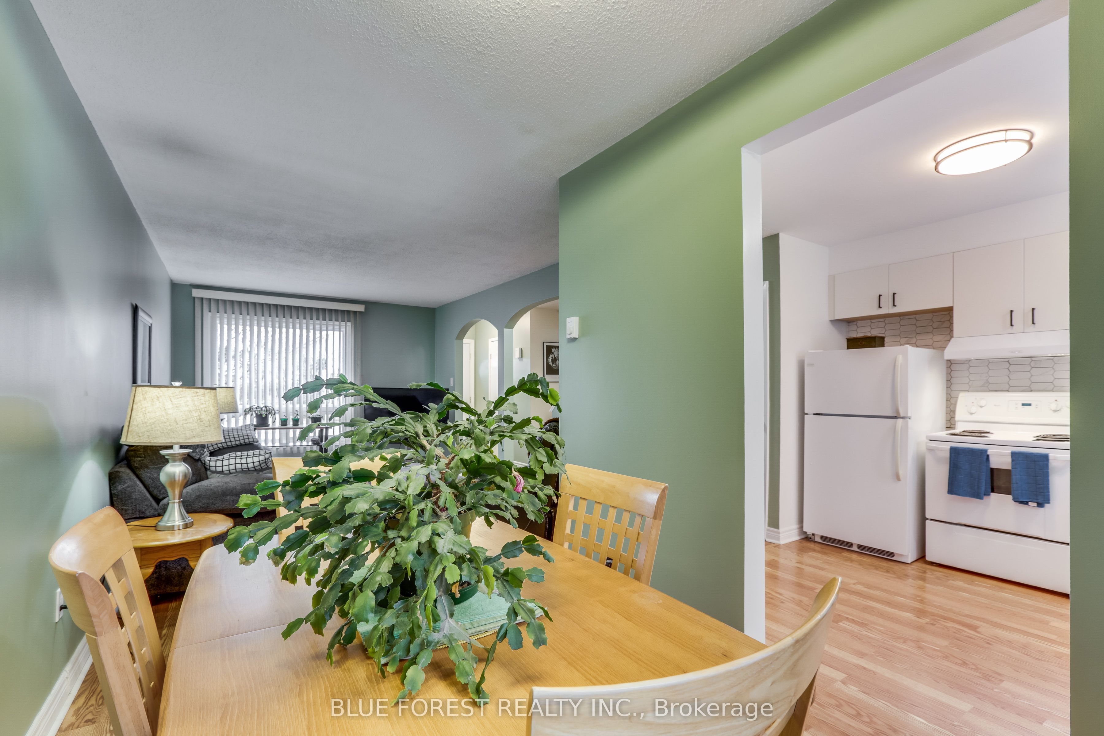 166 W Southdale Road W 54 Property Photo 12