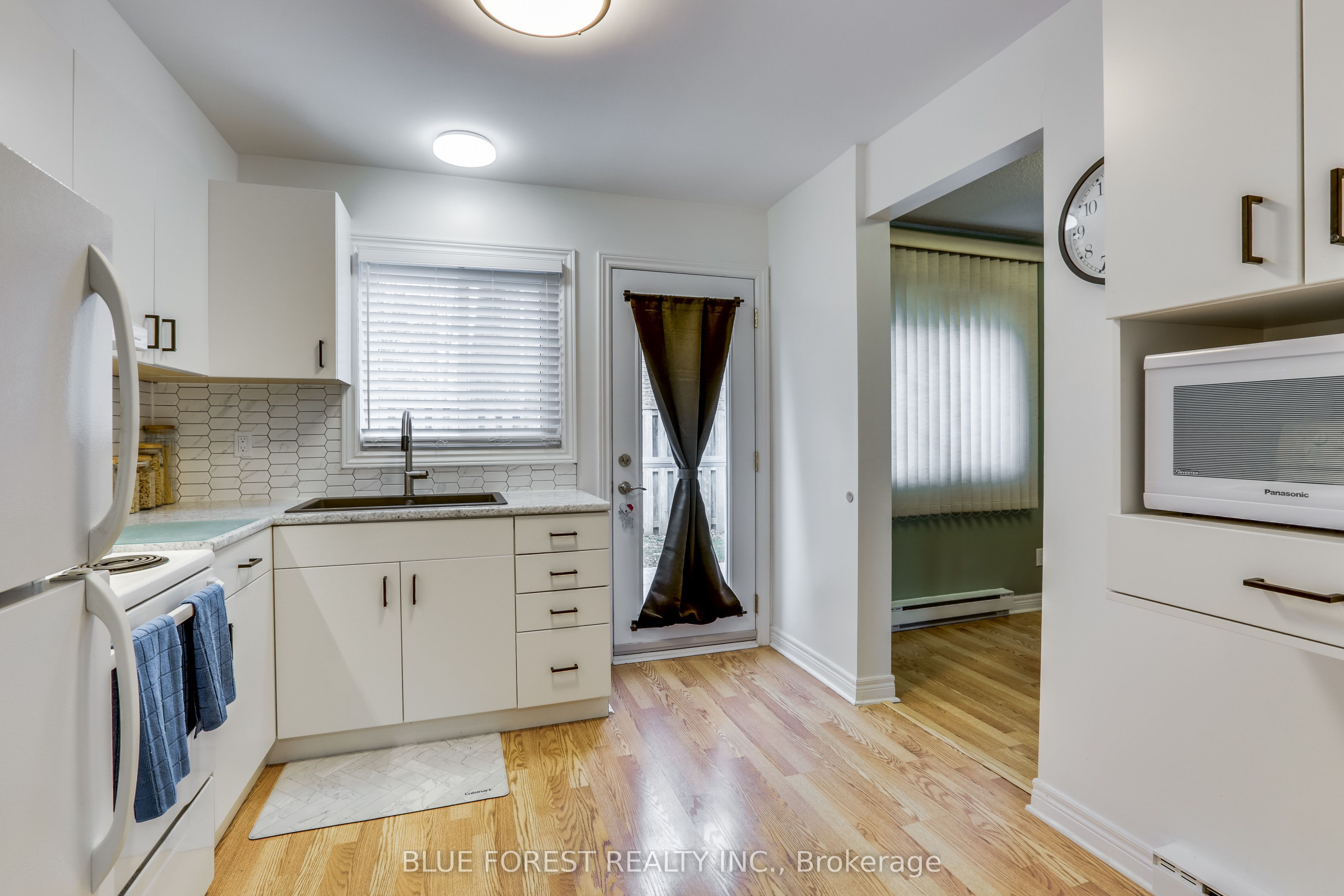 166 W Southdale Road W 54 Property Photo 14