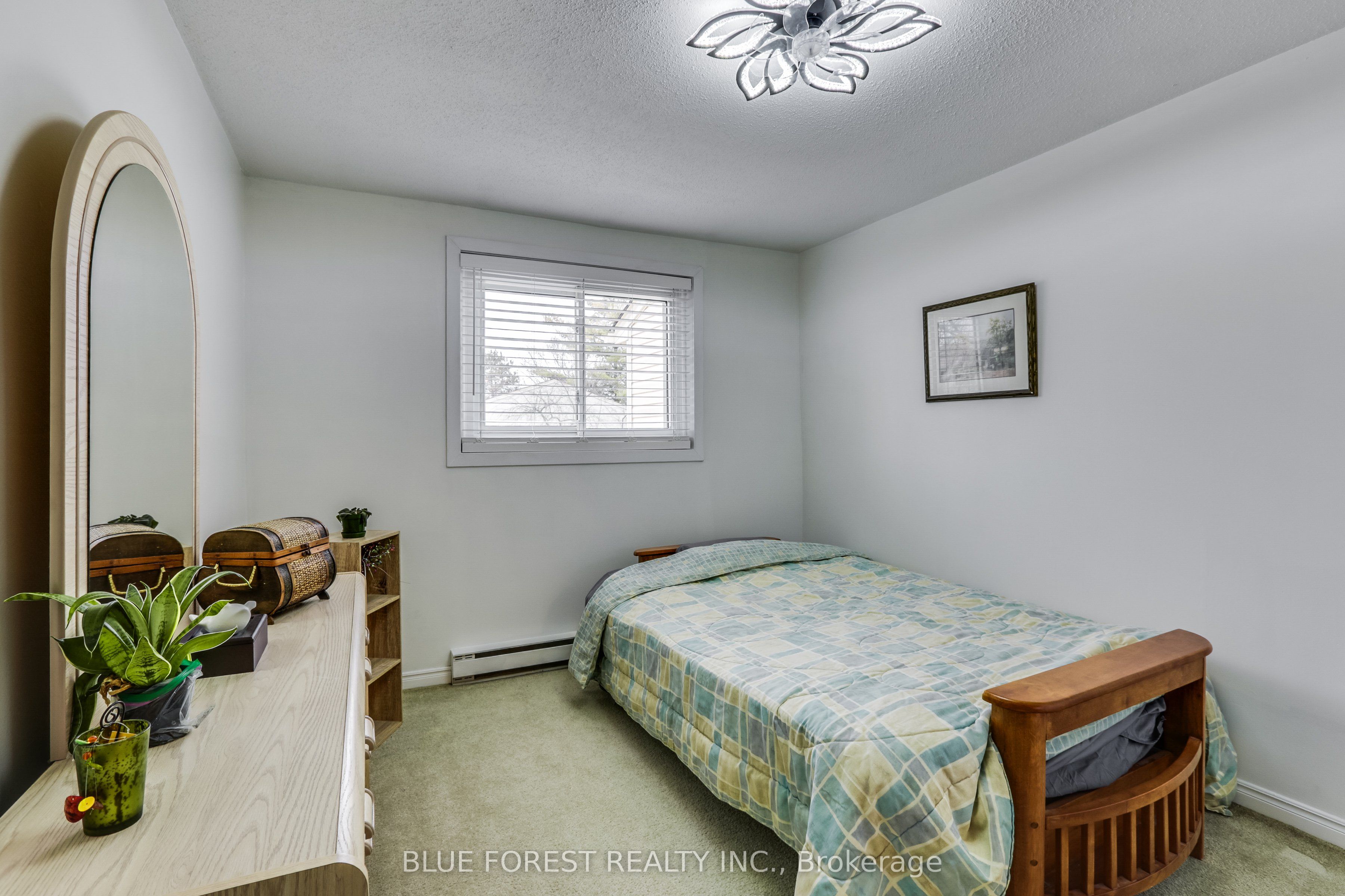 166 W Southdale Road W 54 Property Photo 17