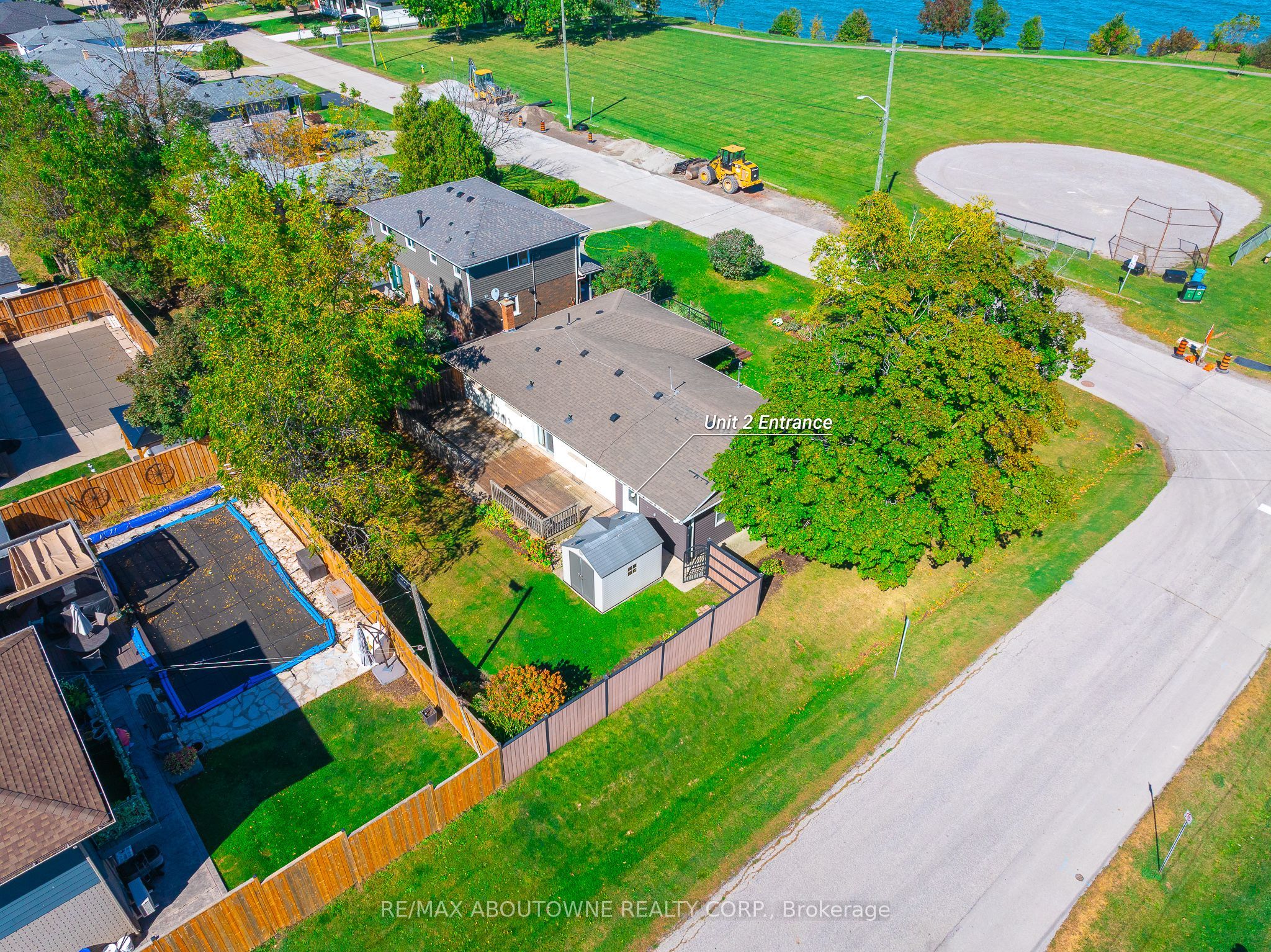 71 Lakeside Drive Upper Property Photo 37