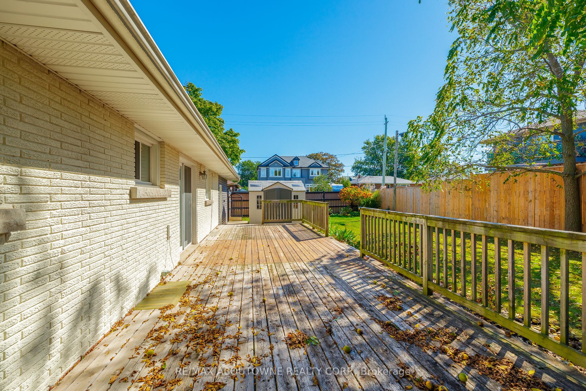 71 Lakeside Drive Lower Property Photo 16