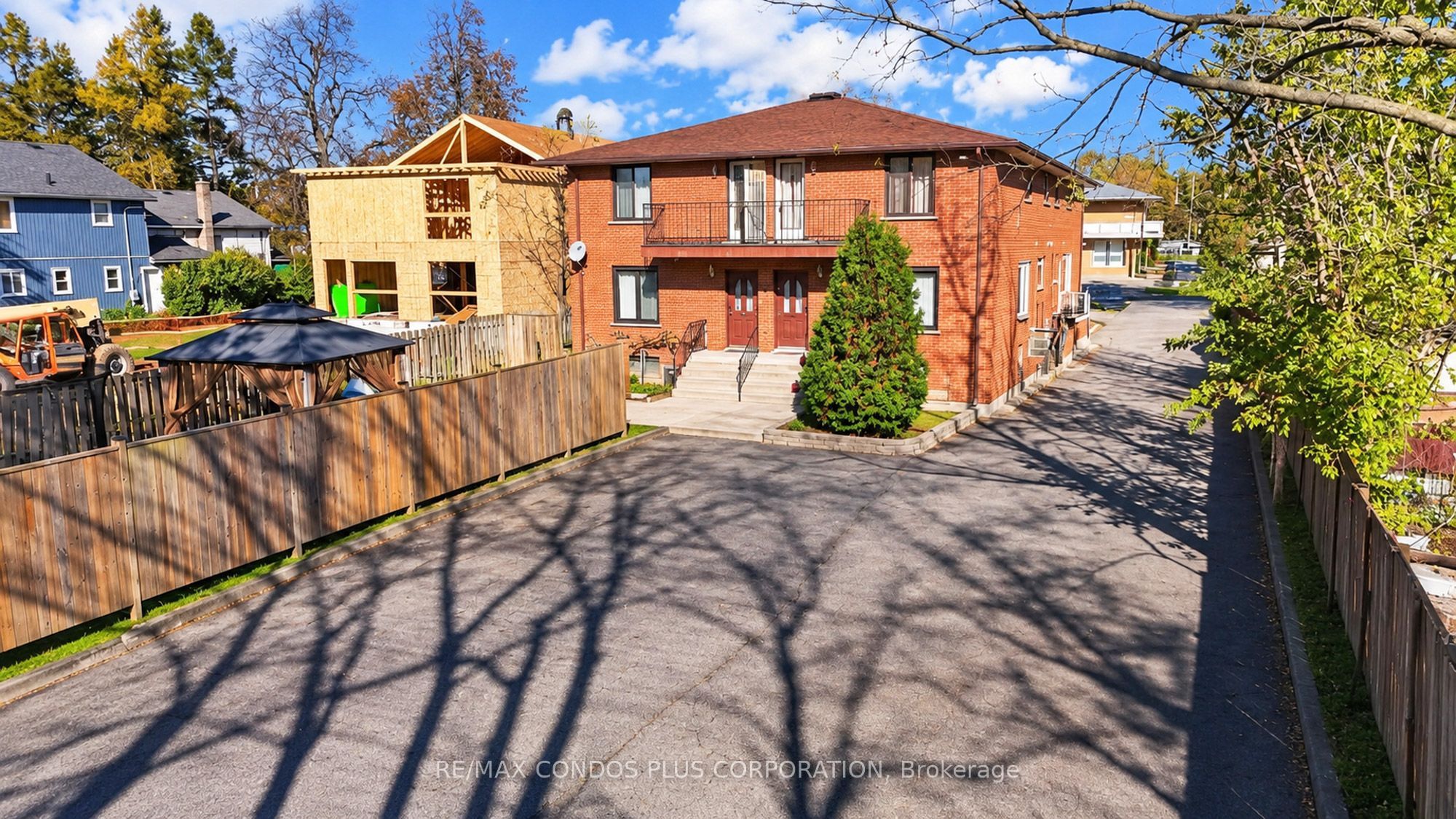 6070 Dunn Street W 1B Property Photo 1