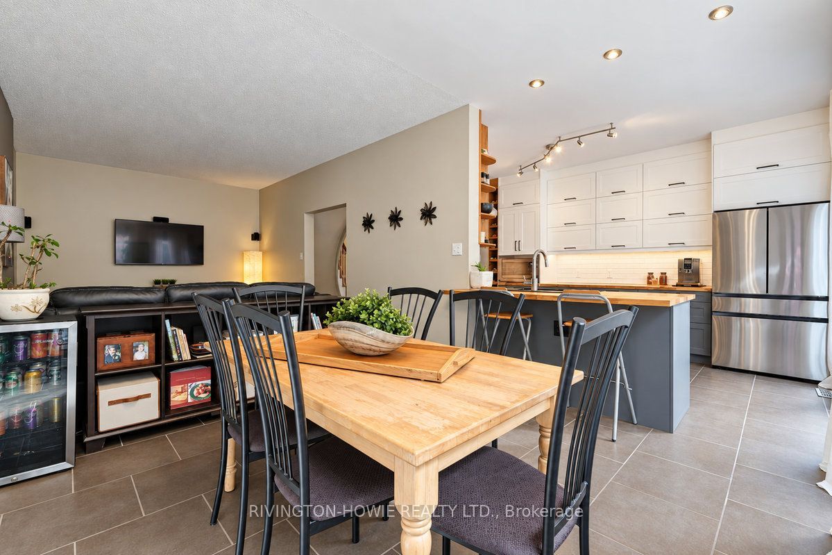 8 Colindale Avenue Property Photo 24
