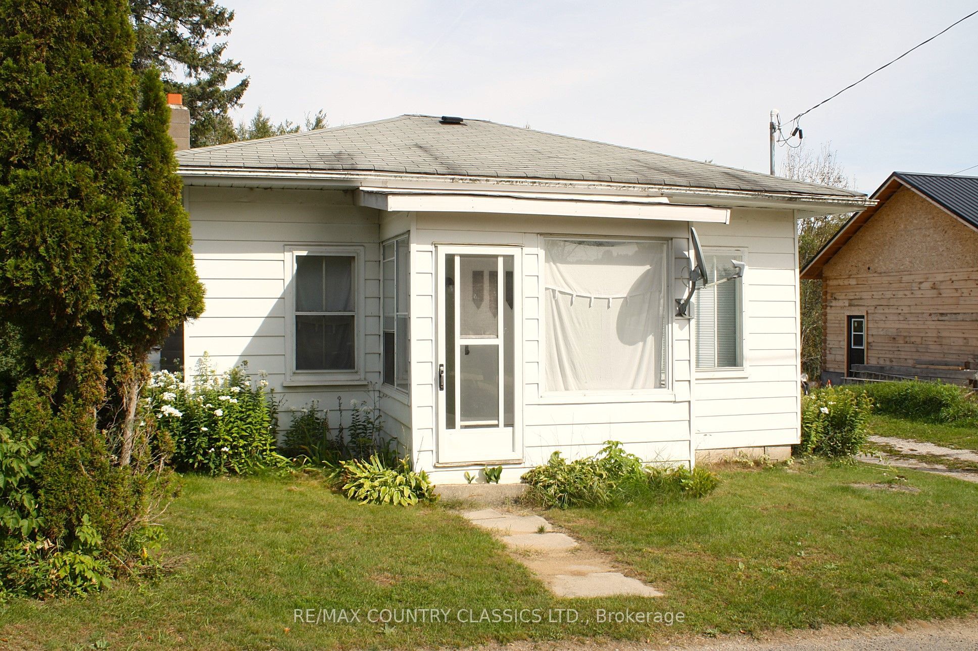 79 Wollaston Lk Road Property Photo 24