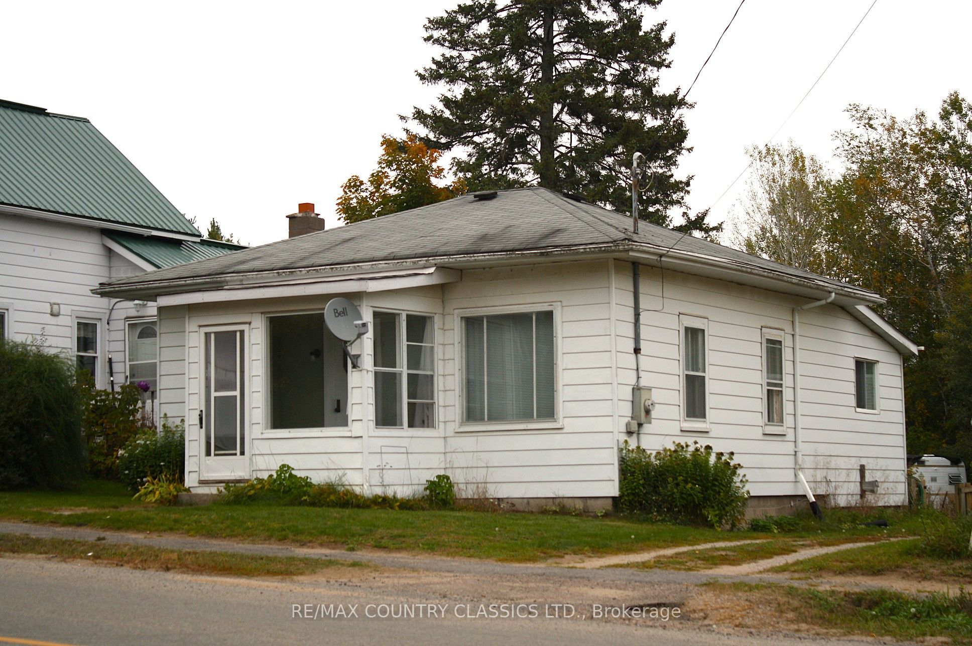 79 Wollaston Lk Road Property Photo 26
