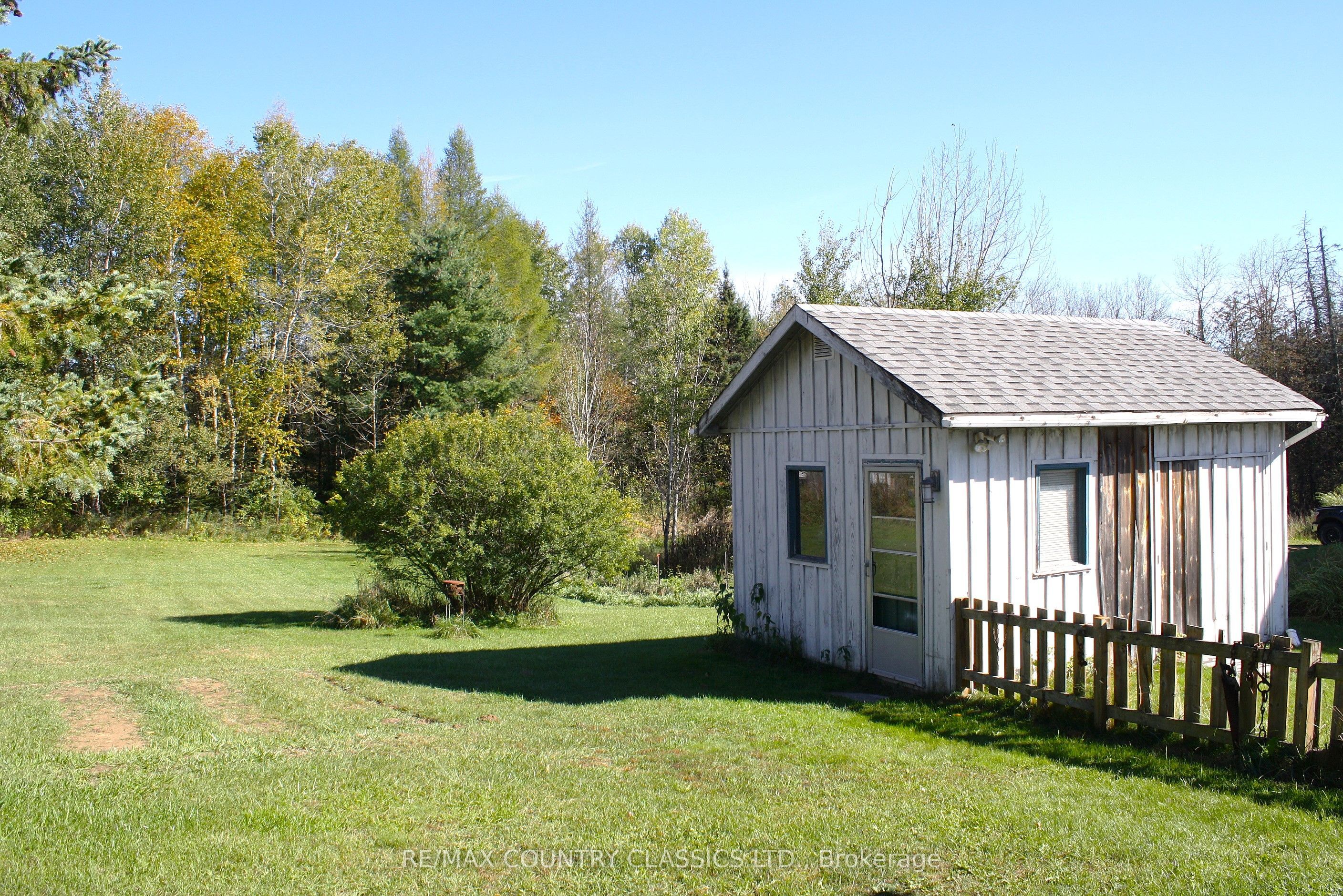 79 Wollaston Lk Road Property Photo 32