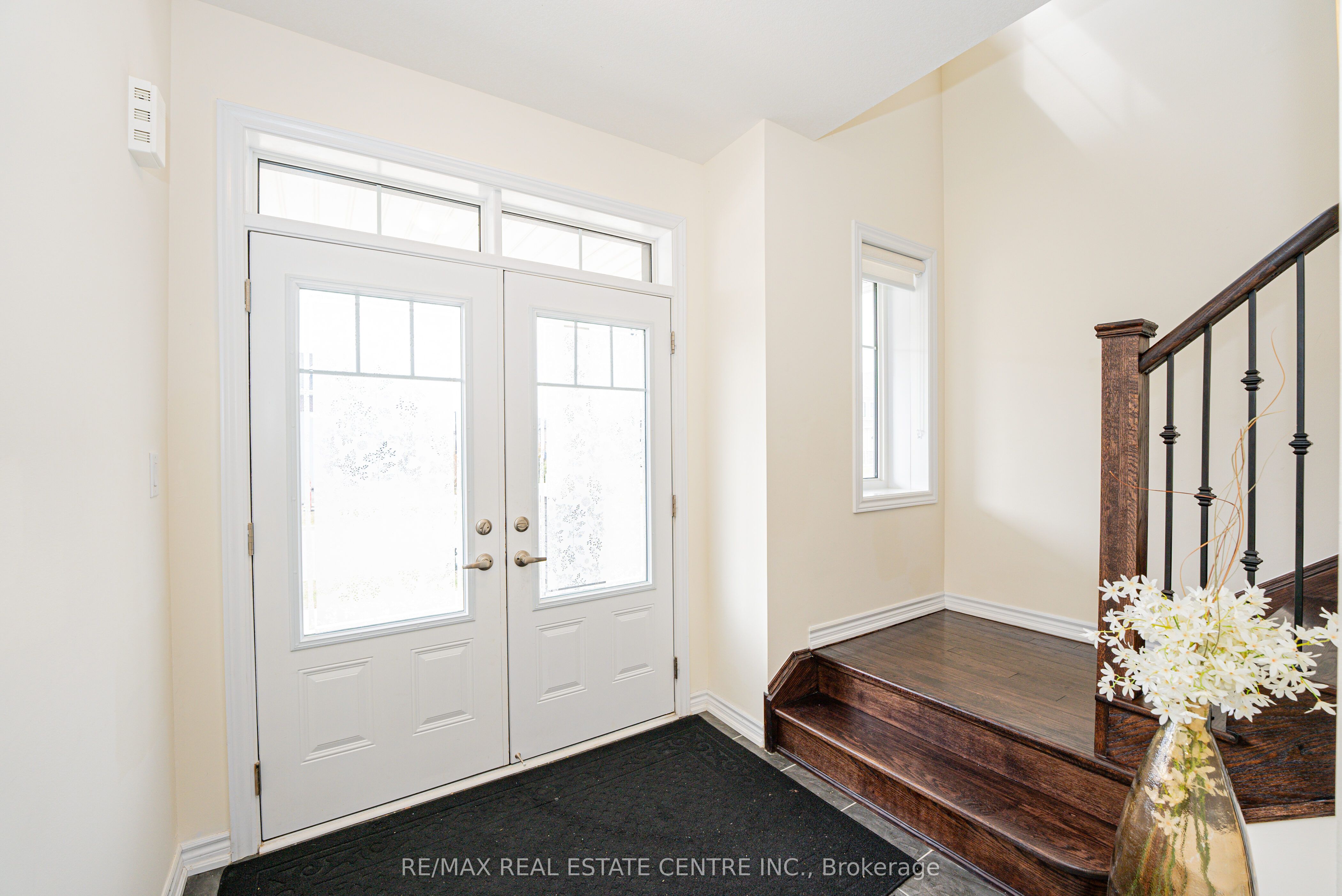 22 Oaktree Drive Property Photo 5