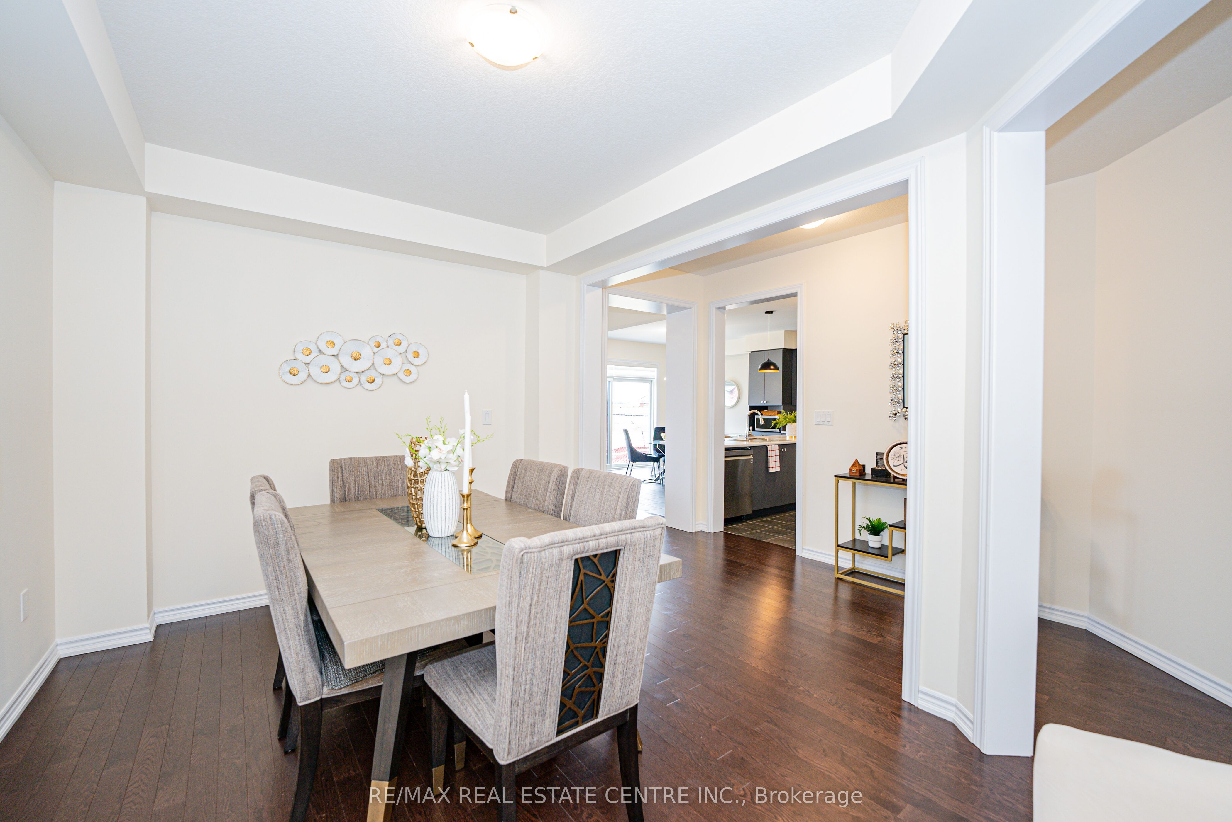 22 Oaktree Drive Property Photo 8