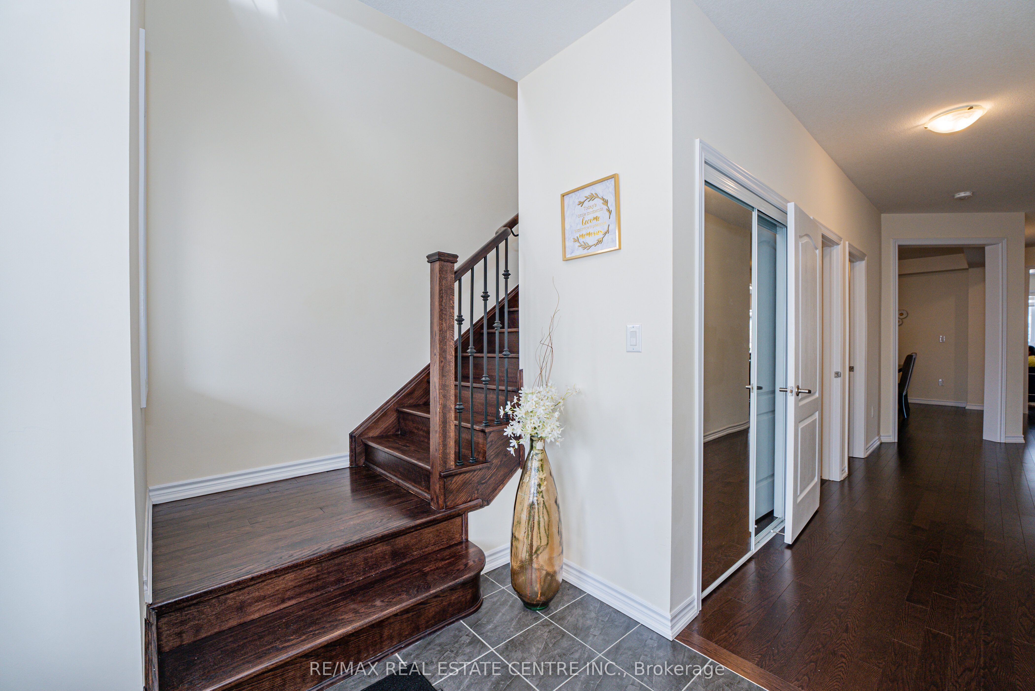 22 Oaktree Drive Property Photo 21
