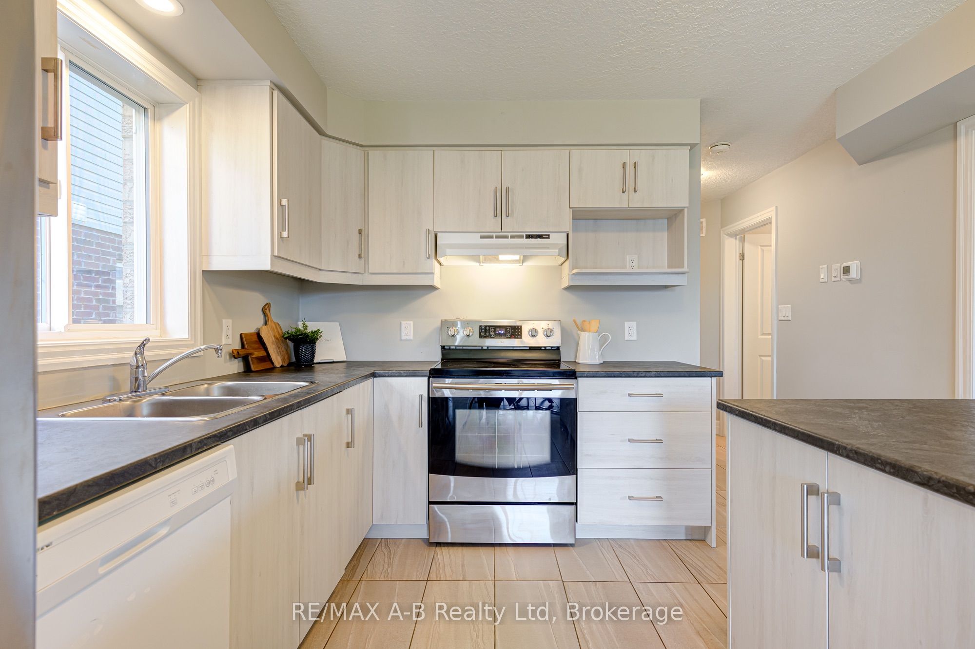 88 Davidson Drive Property Photo 11