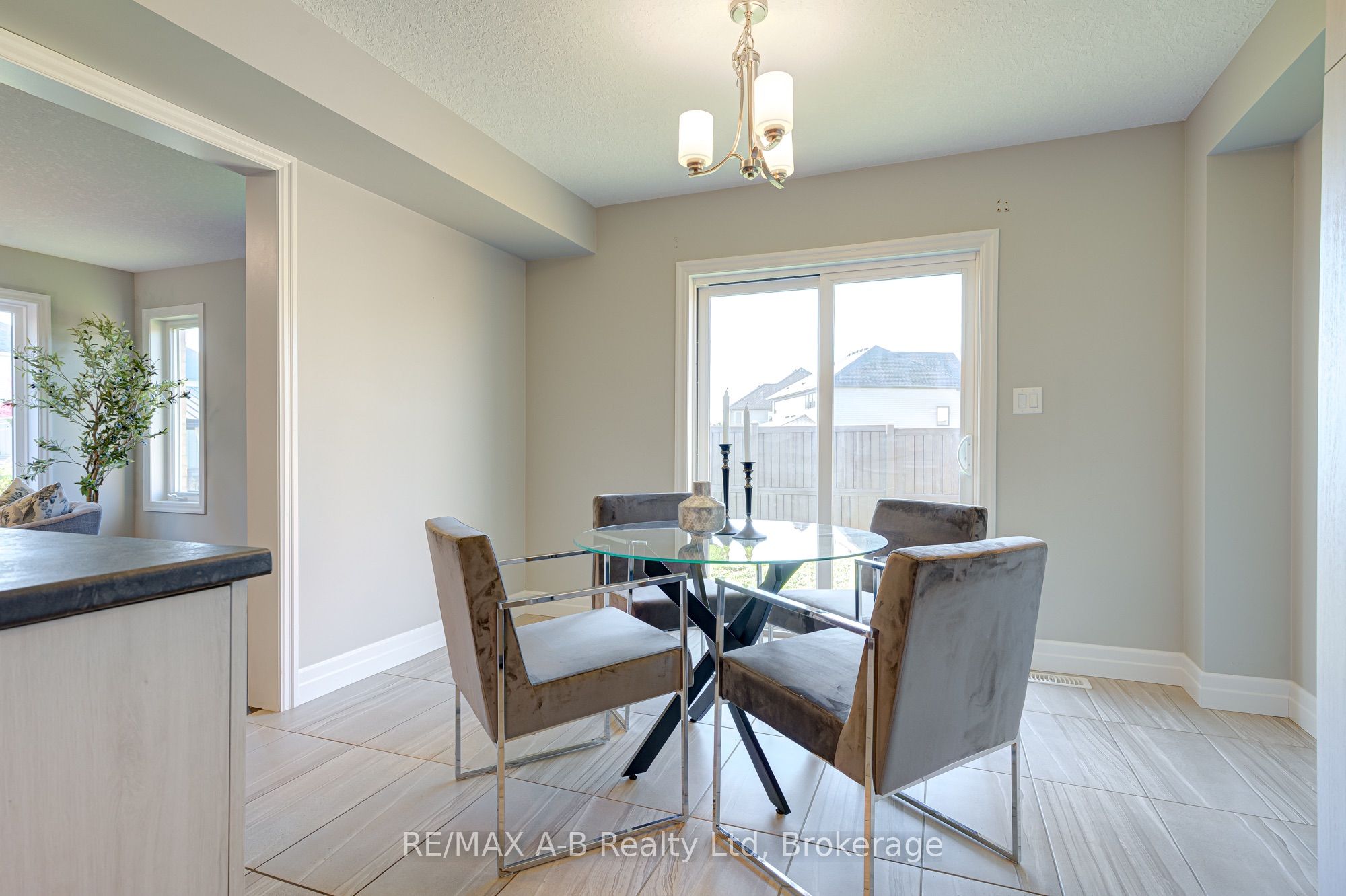 88 Davidson Drive Property Photo 13