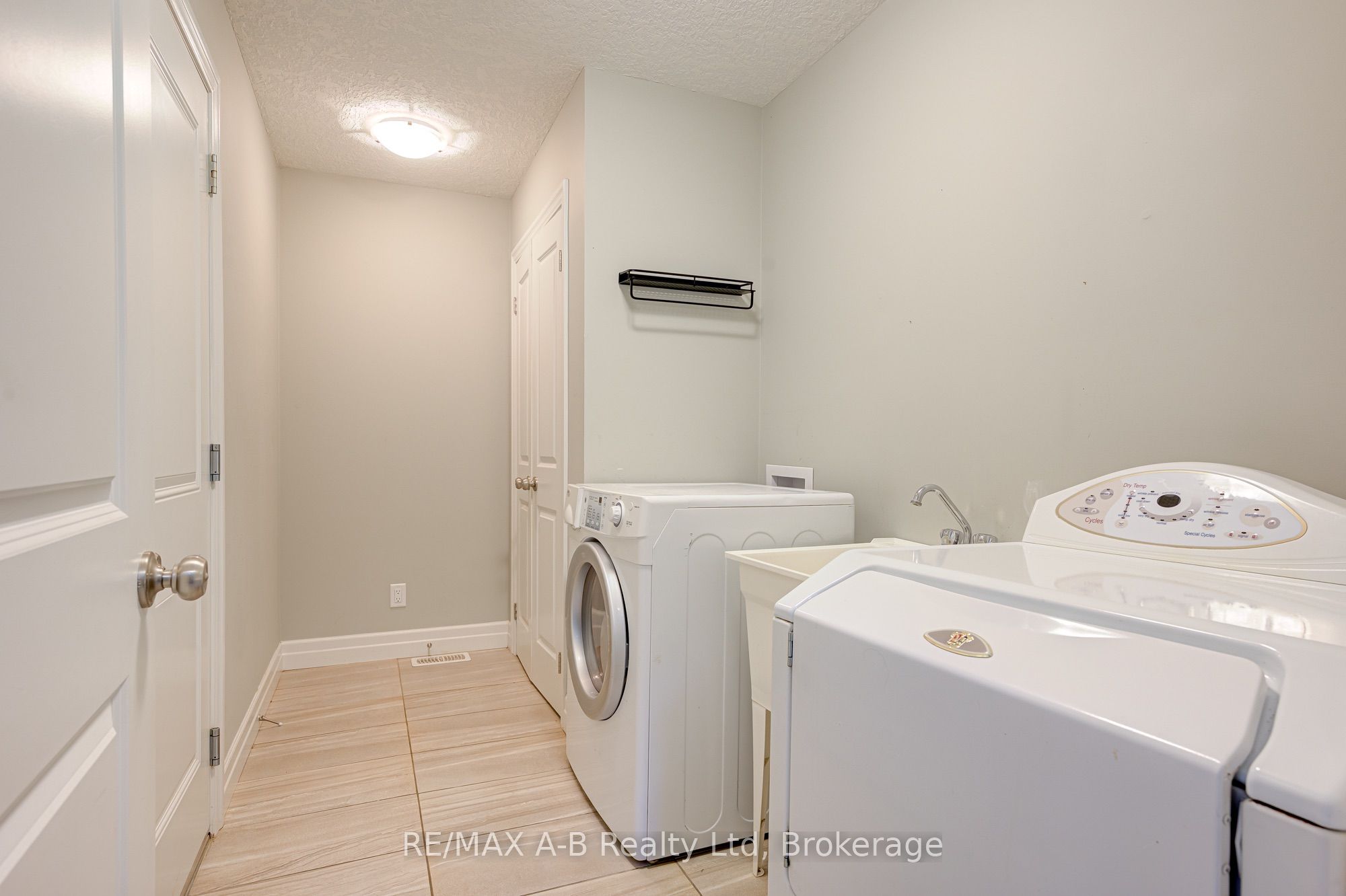 88 Davidson Drive Property Photo 18