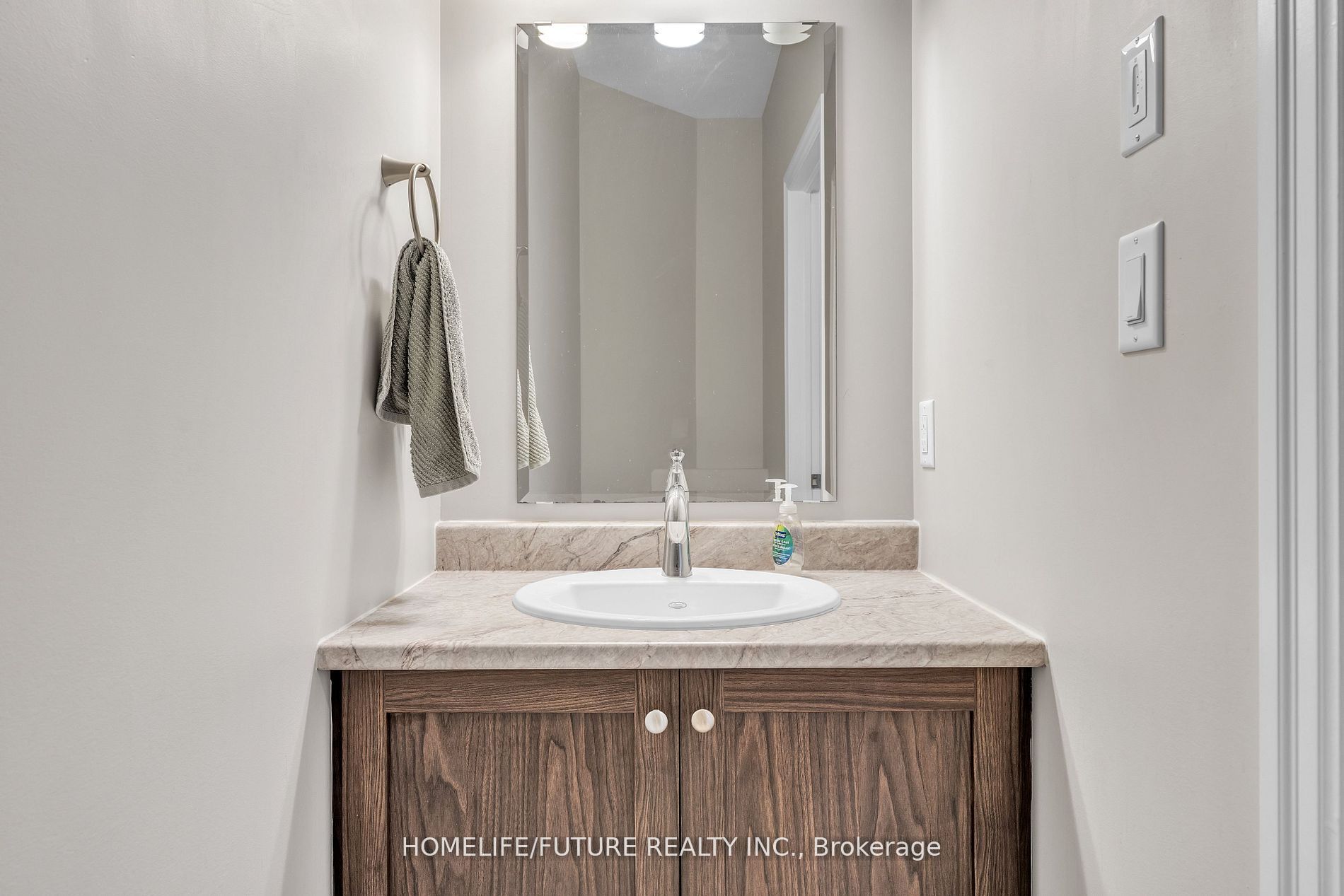 1508 Berkshire Drive Property Photo 15