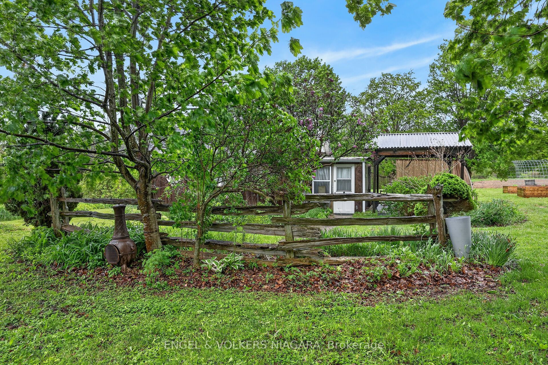 40751 Londesboro Road Property Photo 12