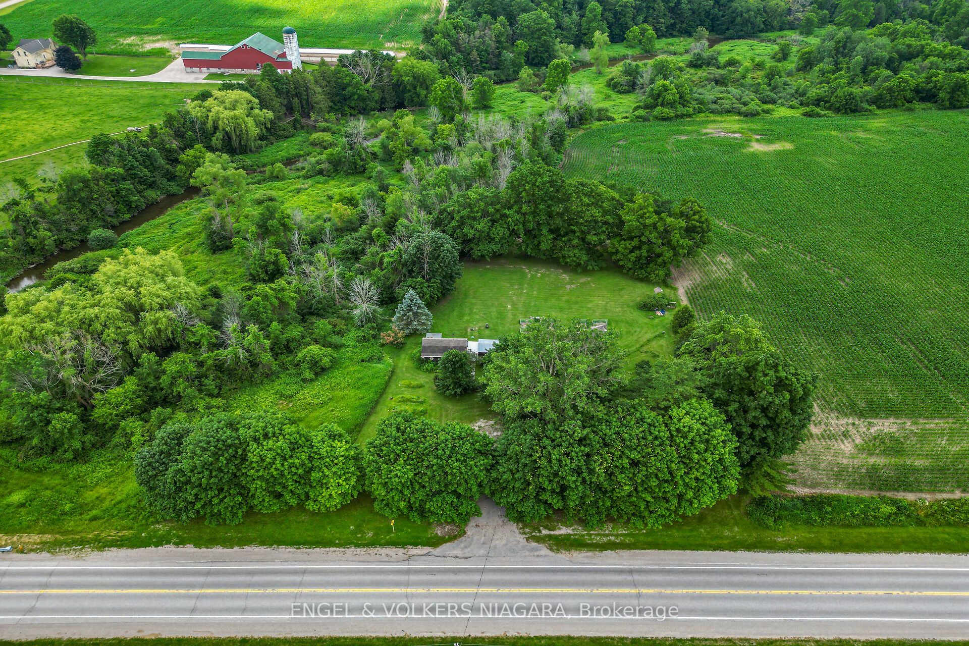 40751 Londesboro Road Property Photo 37