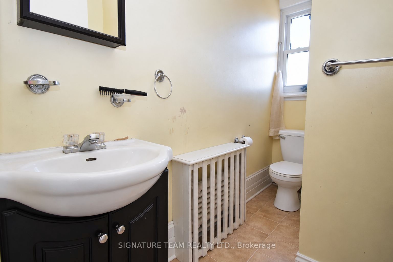 256 Maple Avenue Property Photo 13