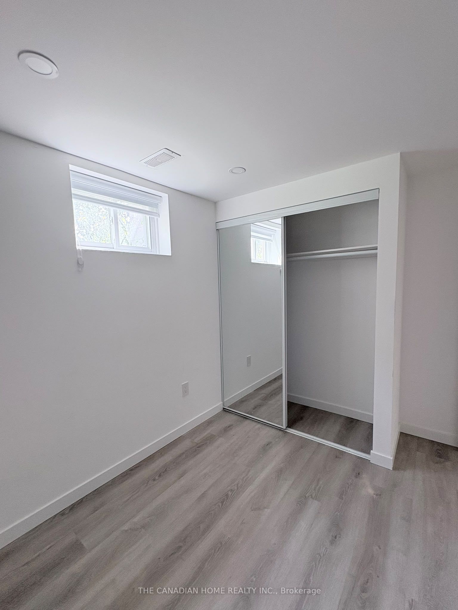 63 Champlain Avenue 2 Property Photo 7