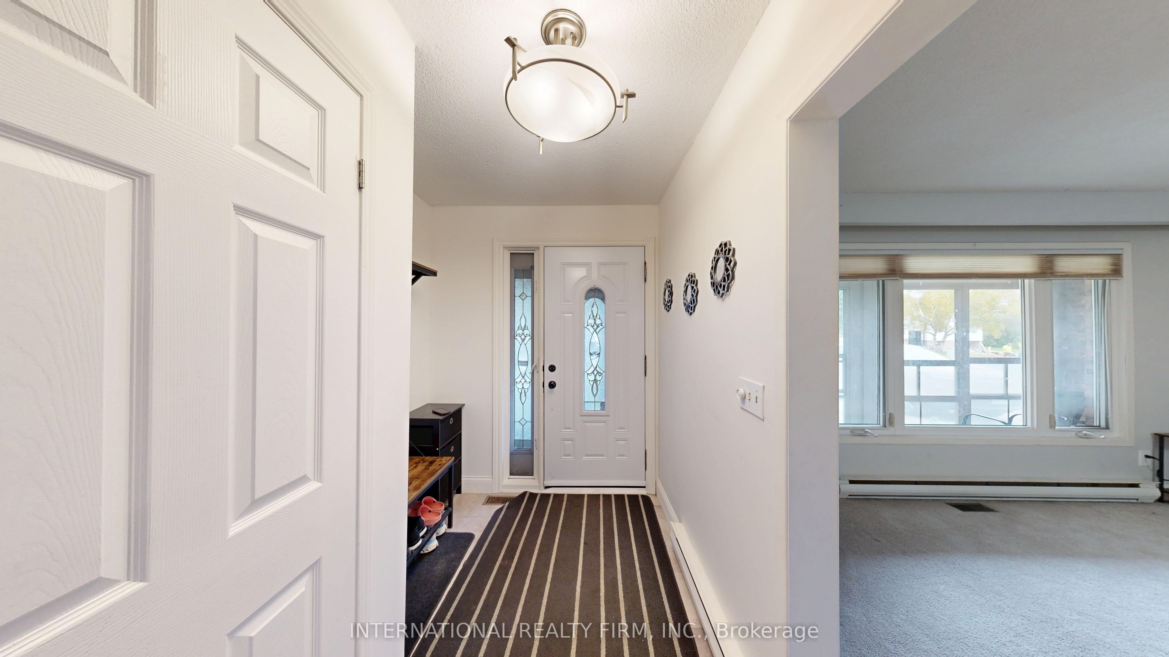 9 Vaughan Avenue Property Photo 2