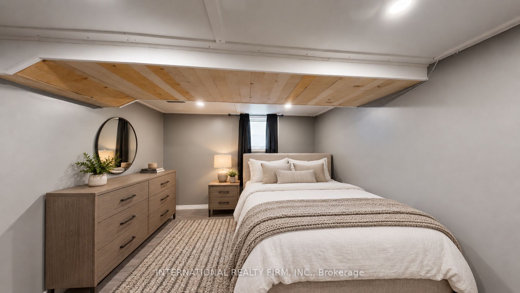 9 Vaughan Avenue Property Photo 13