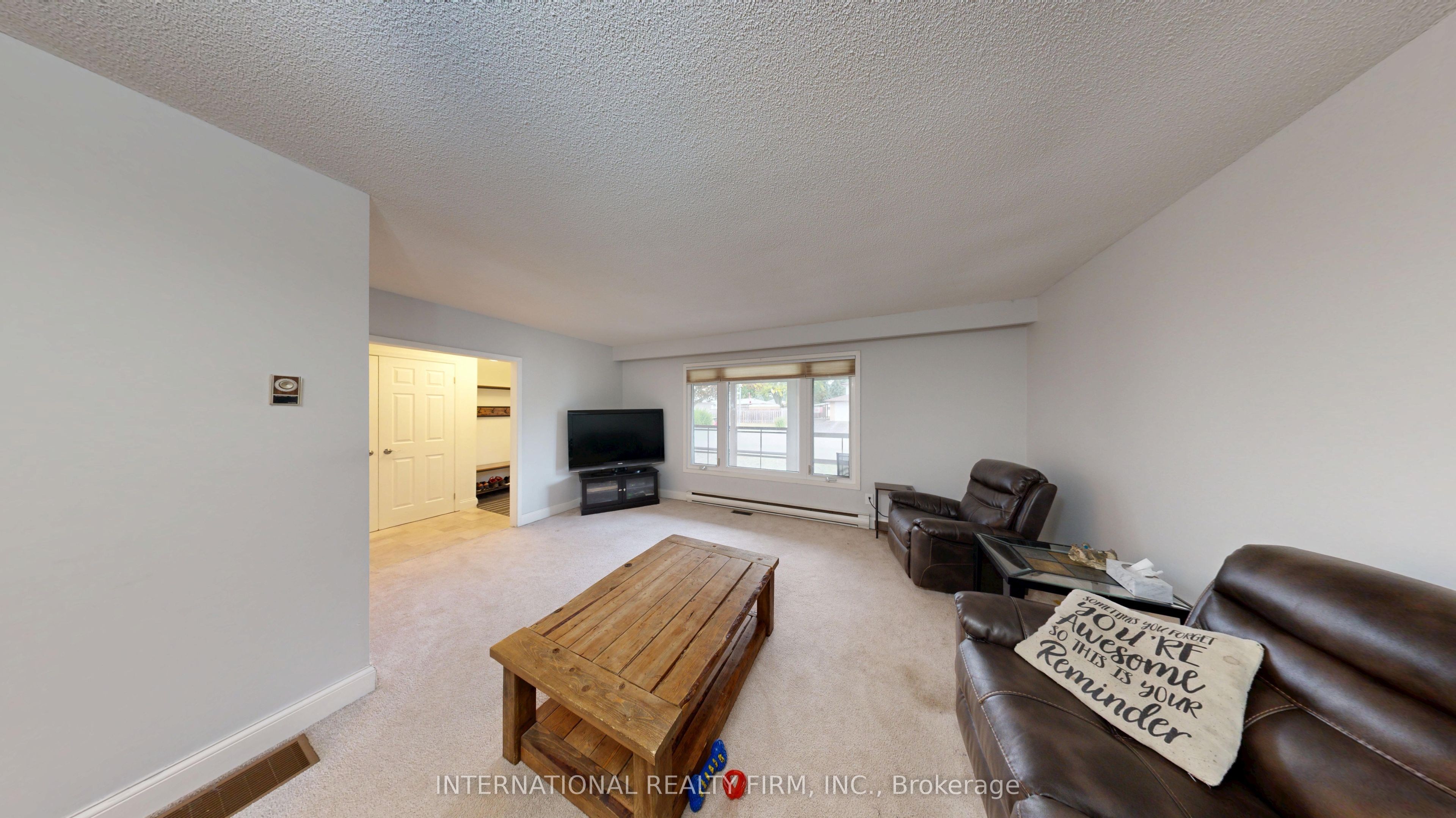 9 Vaughan Avenue Property Photo 14