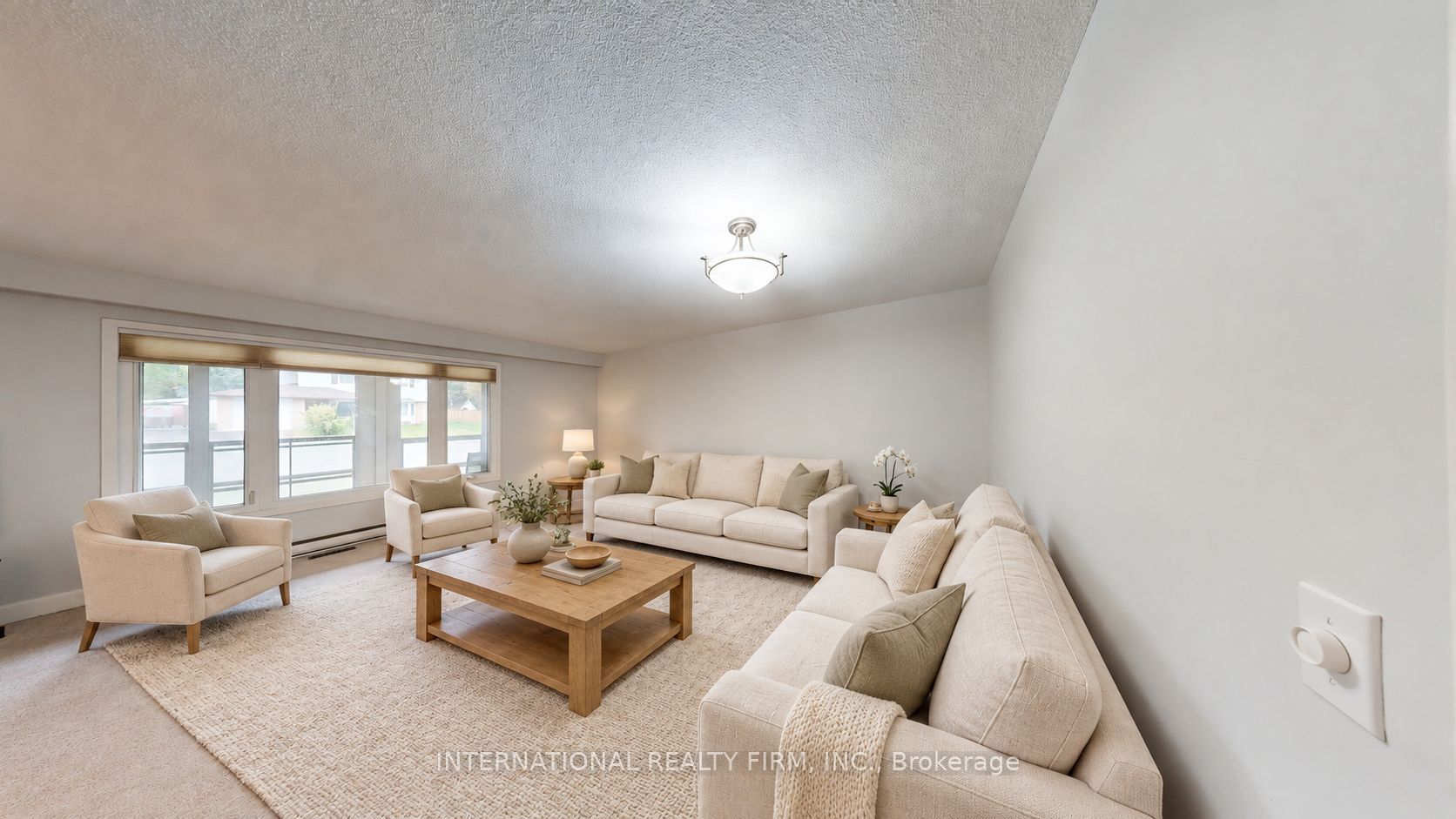 9 Vaughan Avenue Property Photo 15