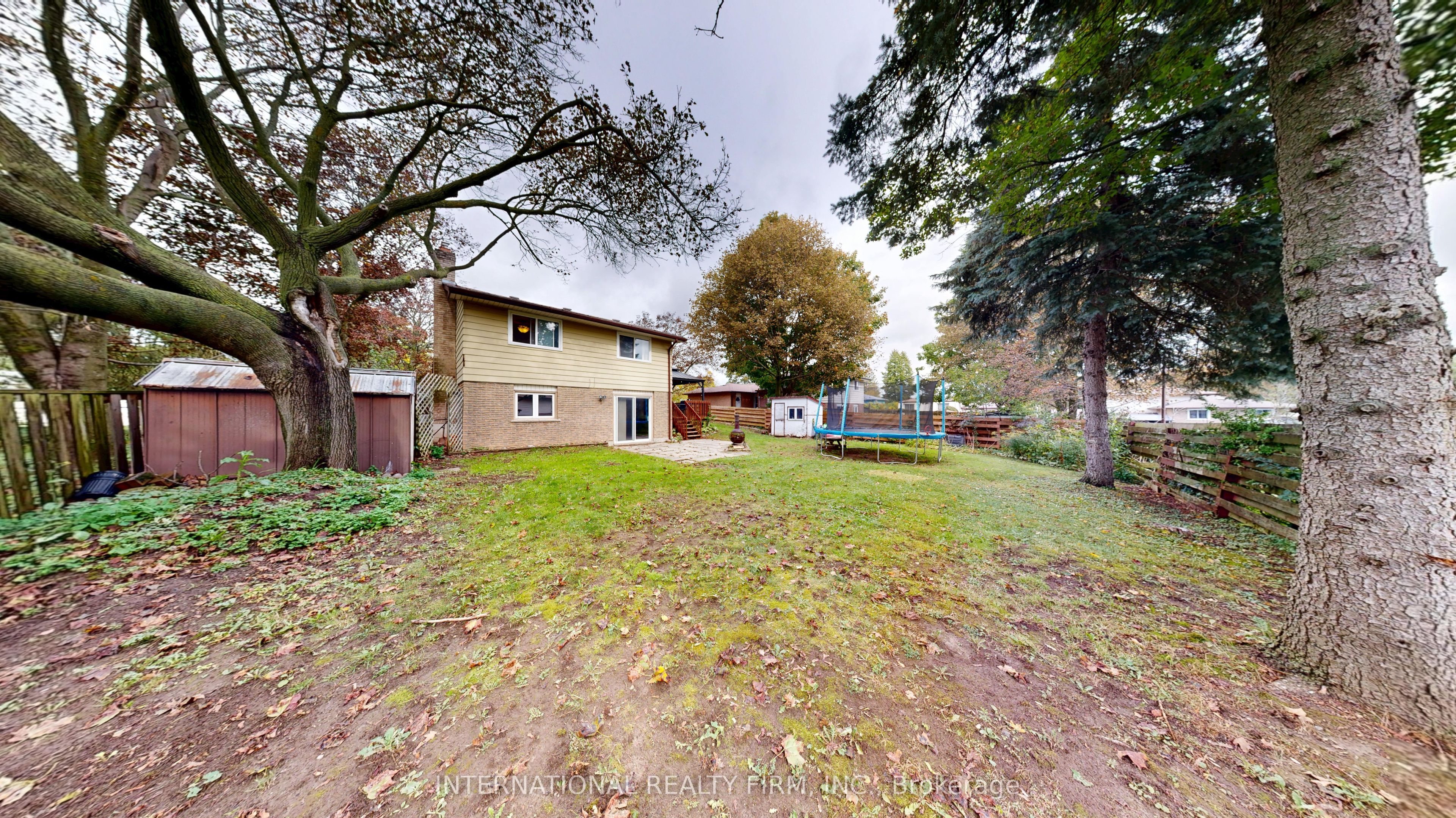 9 Vaughan Avenue Property Photo 18