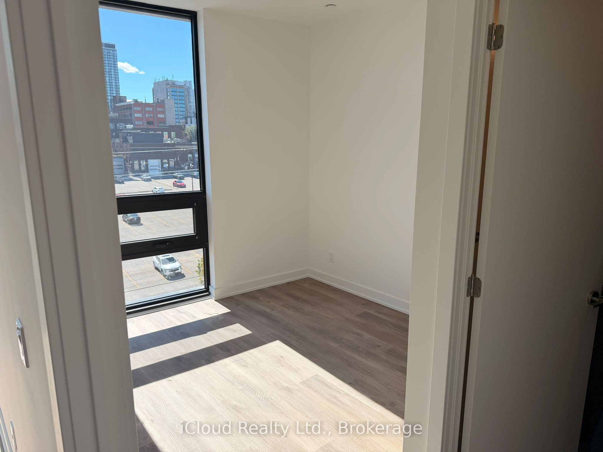91 John Street North Street 508 Property Photo 6