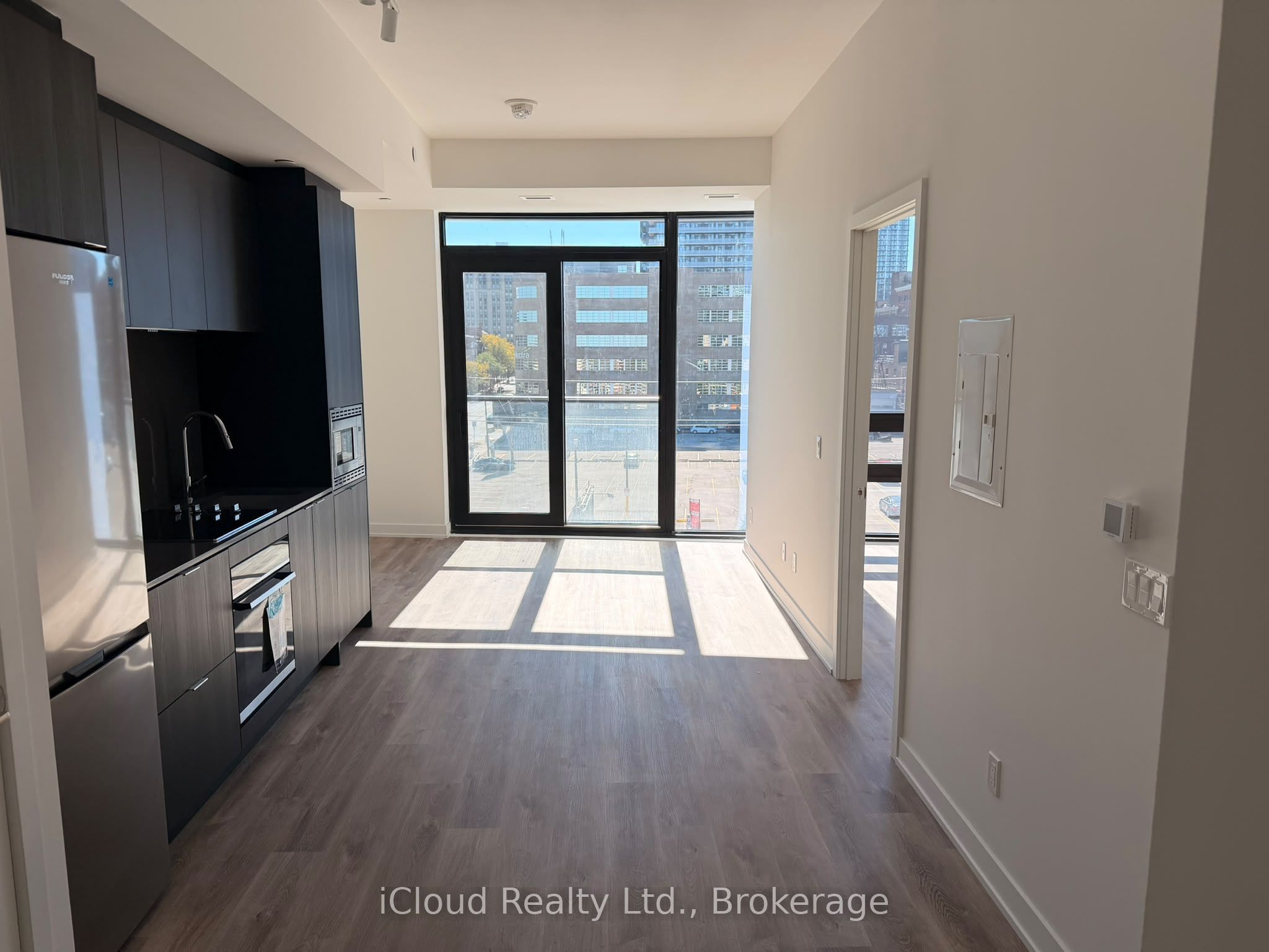 91 John Street North Street 508 Property Photo 9