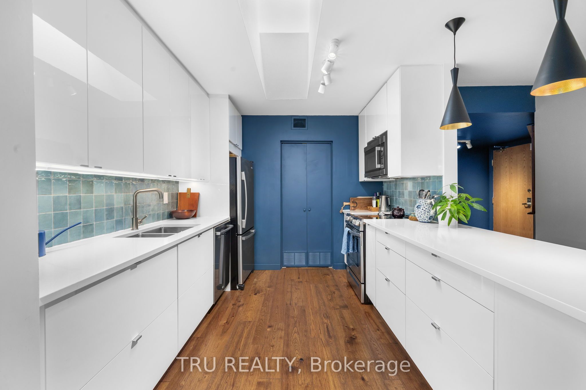 62 Donald Street 408a Property Photo 16