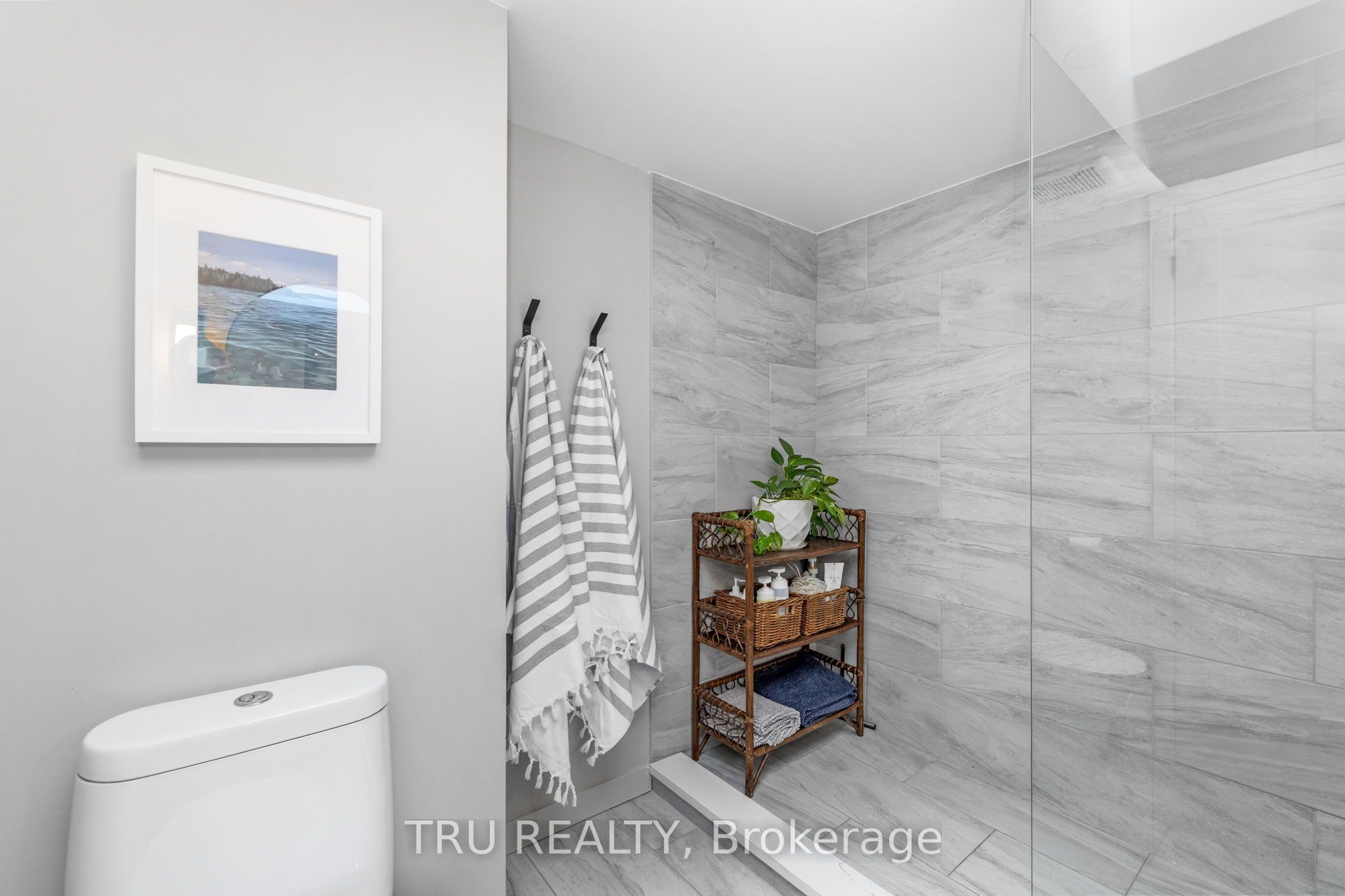 62 Donald Street 408a Property Photo 35