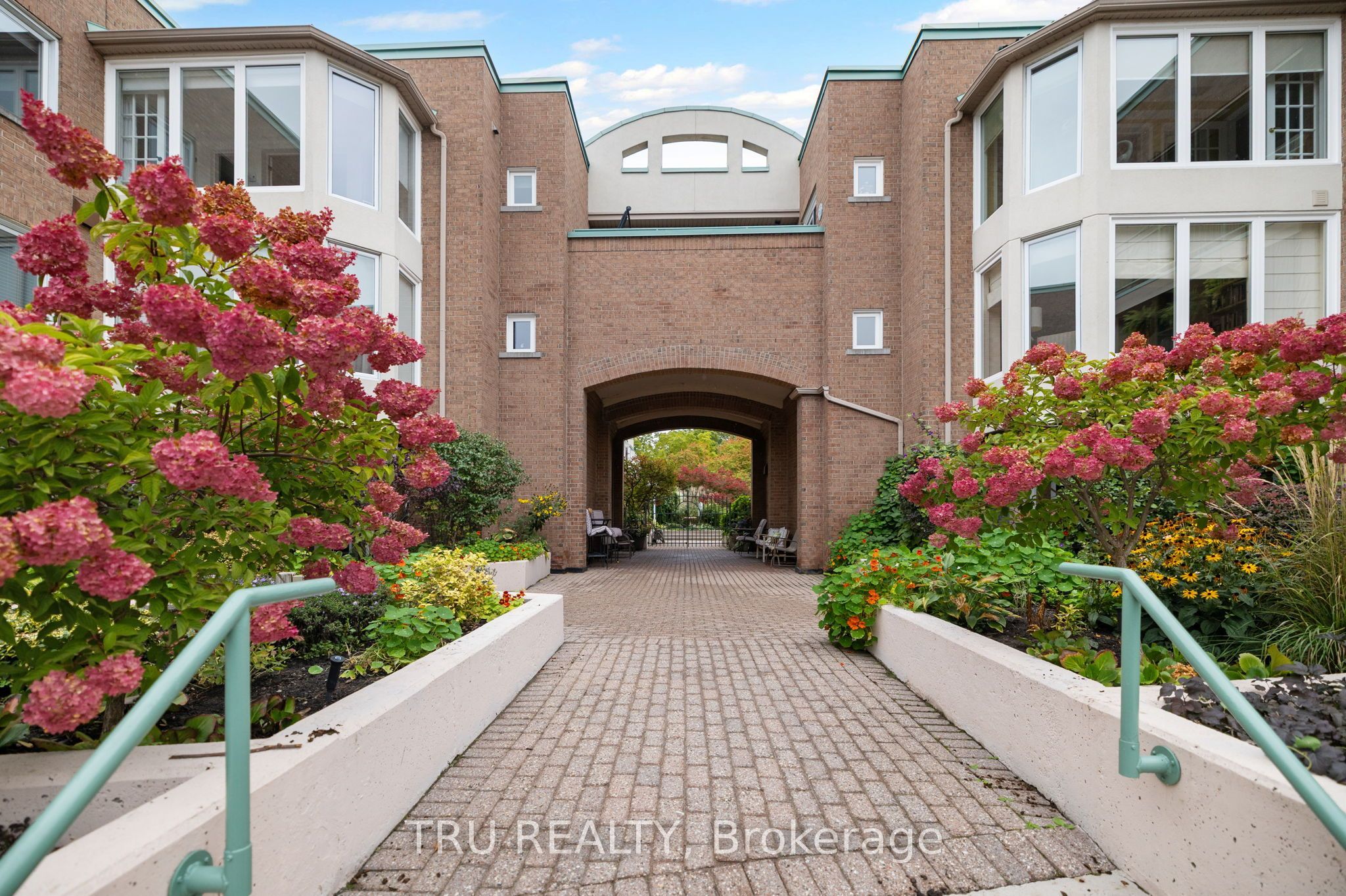 62 Donald Street 408a Property Photo 44