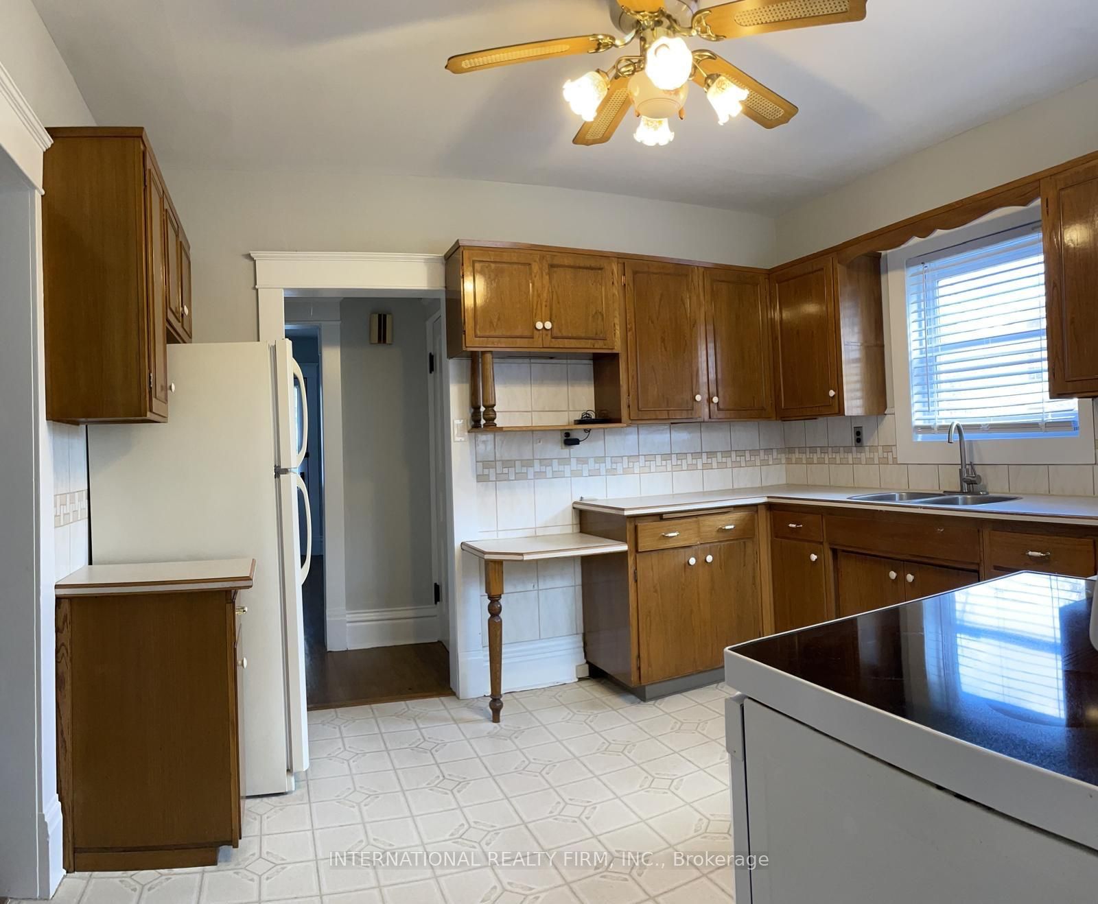 120 St Andrews Street Property Photo 2