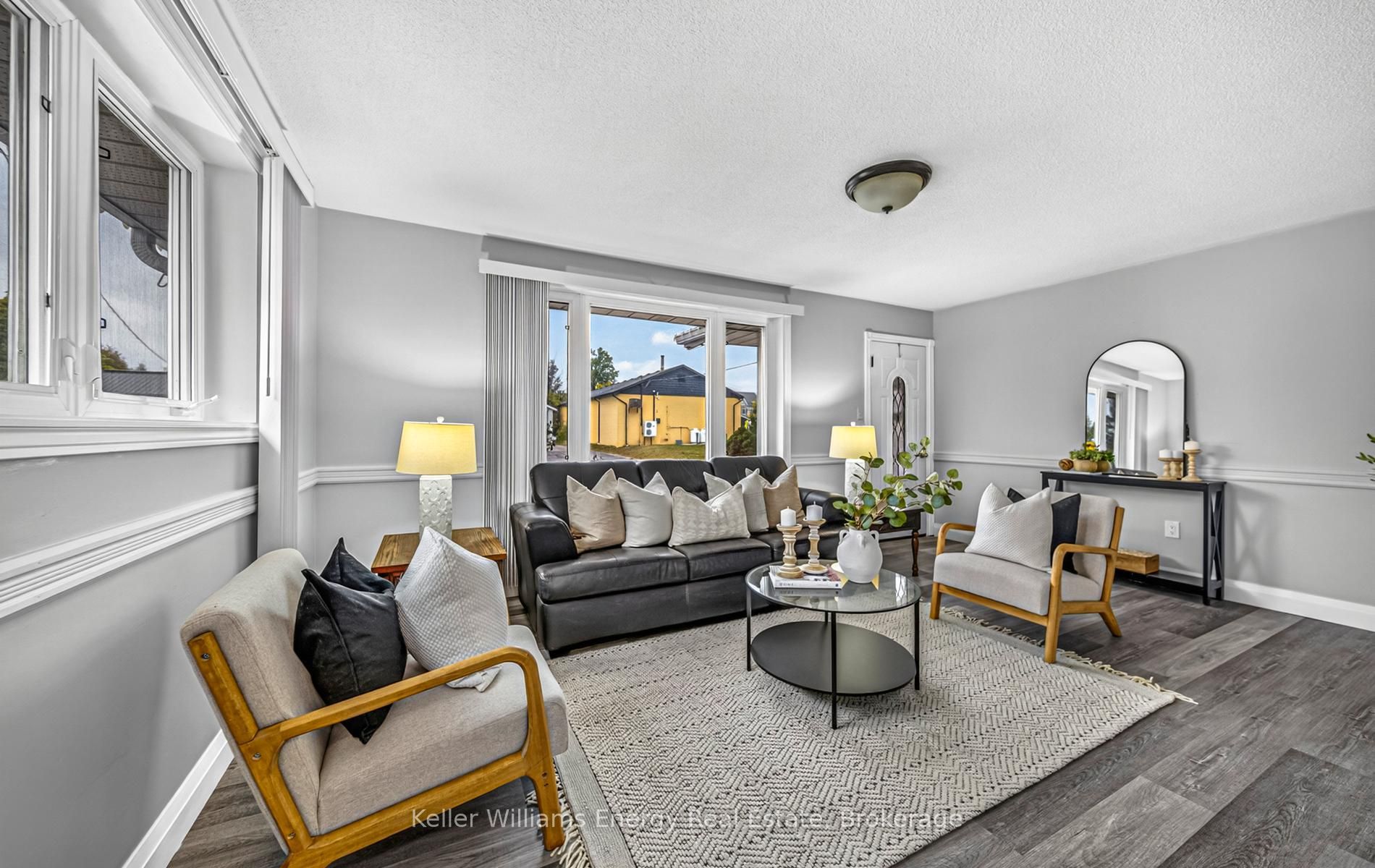 74 William Street Property Photo 1