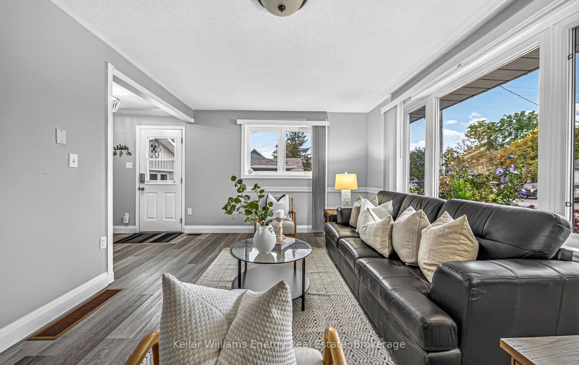 74 William Street Property Photo 4