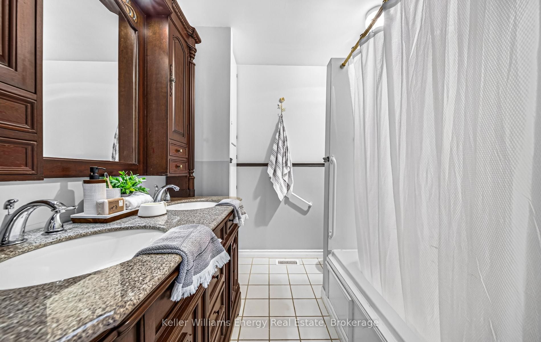 74 William Street Property Photo 18