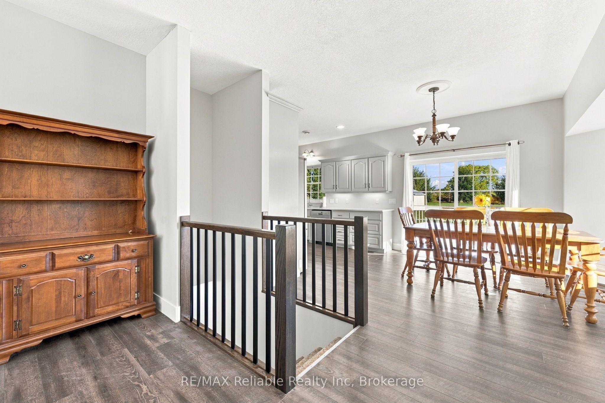 201 Cowper Street Property Photo 8