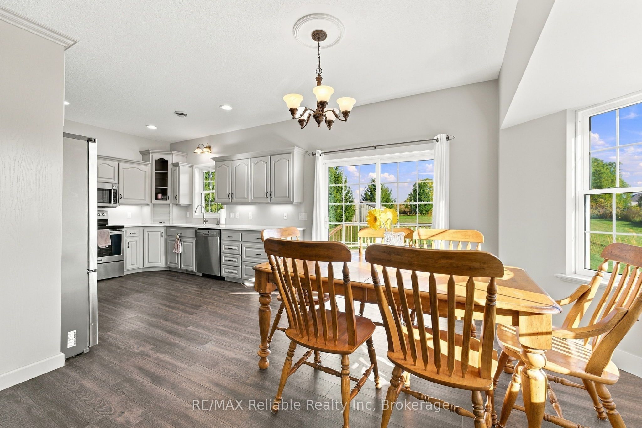 201 Cowper Street Property Photo 9