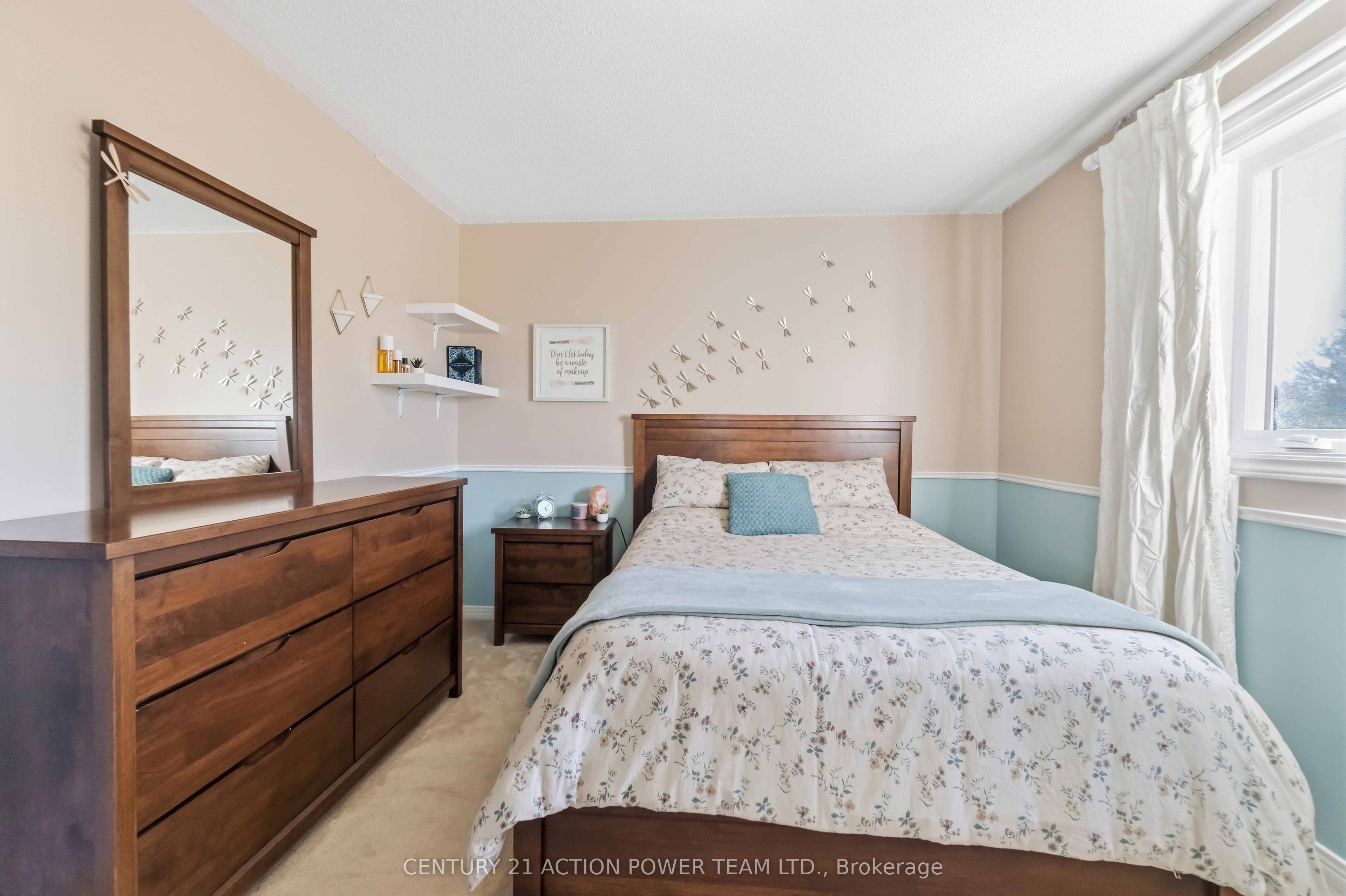1032 Sheenboro Crescent Property Photo 27