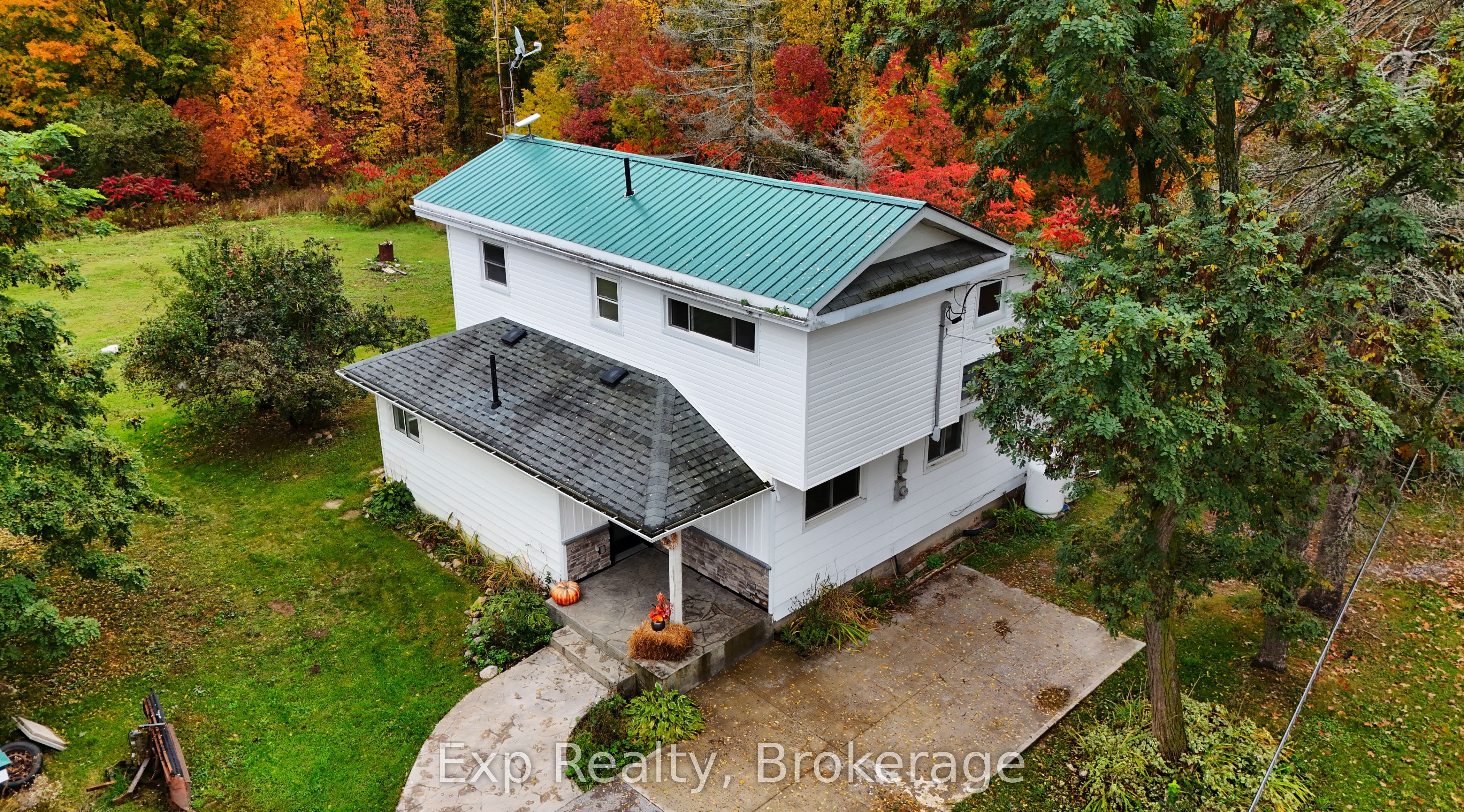 2988 County 44 Road Property Photo 1